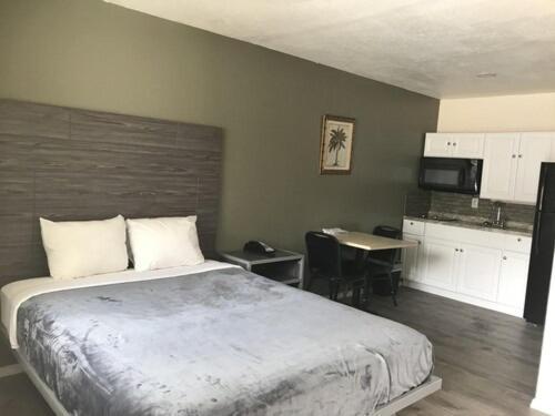 Paris Extended Stay Suites photo 9