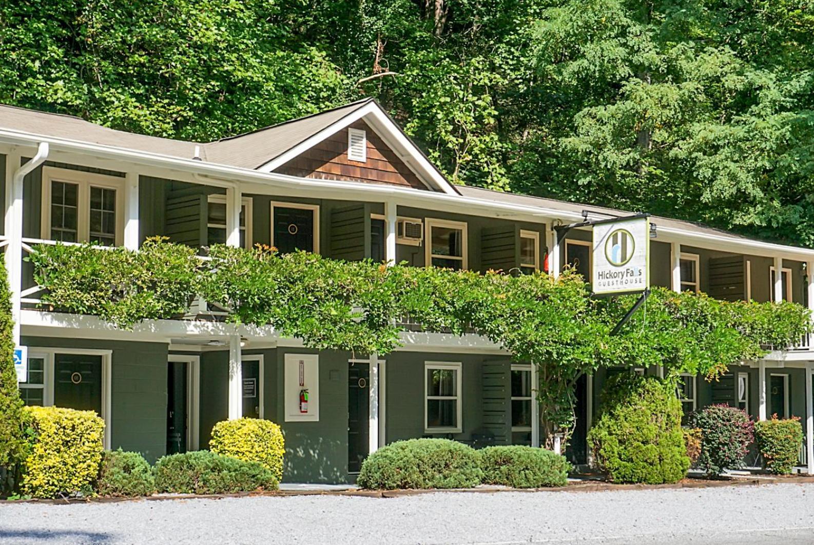 Hickory Falls Inn photo 2