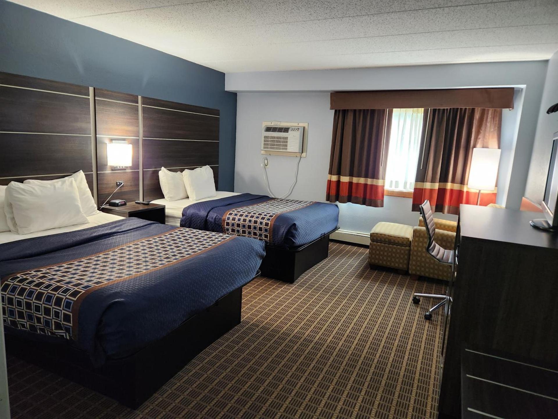 Stillwater Inn & Suites photo 6