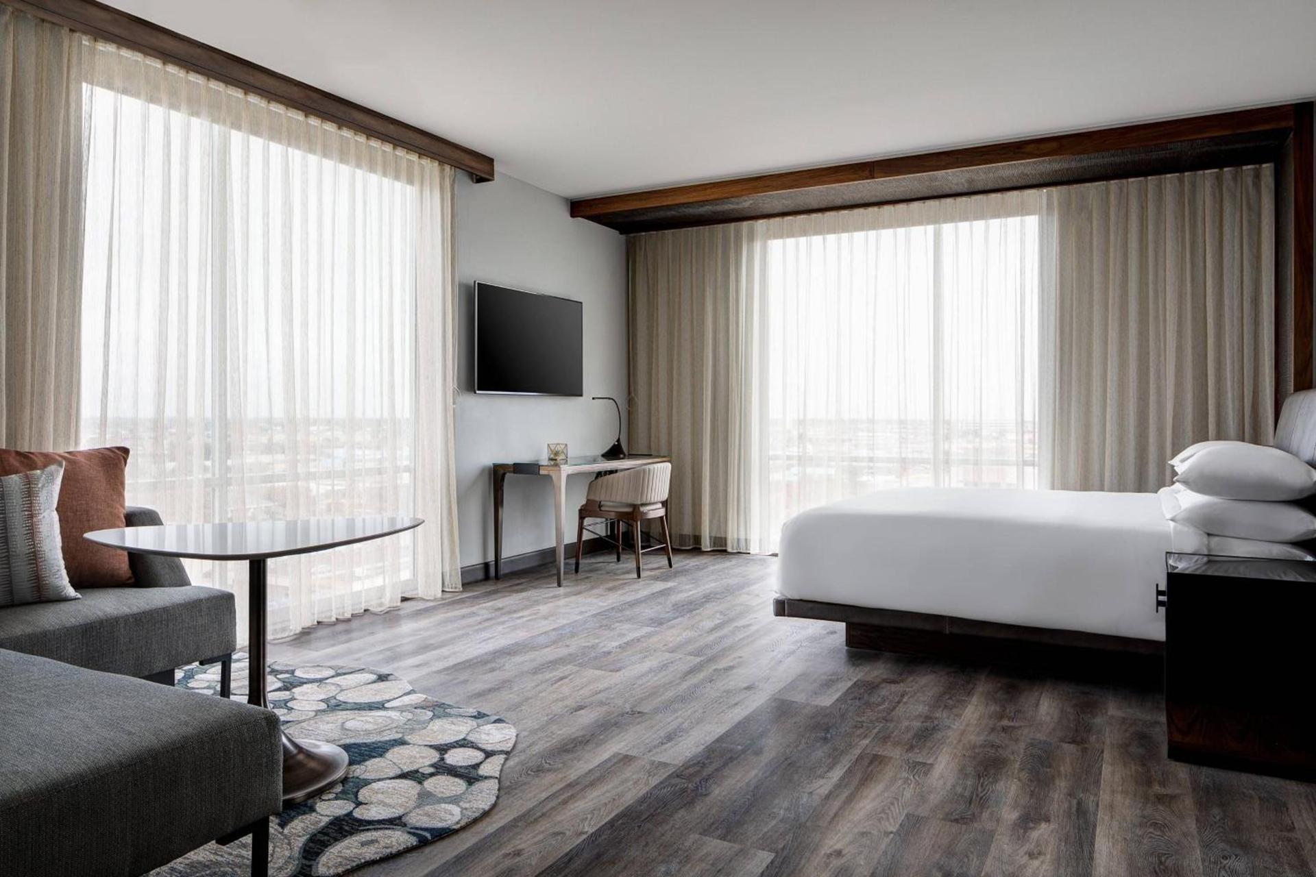 Odessa Marriott Hotel & Conference Center photo 14