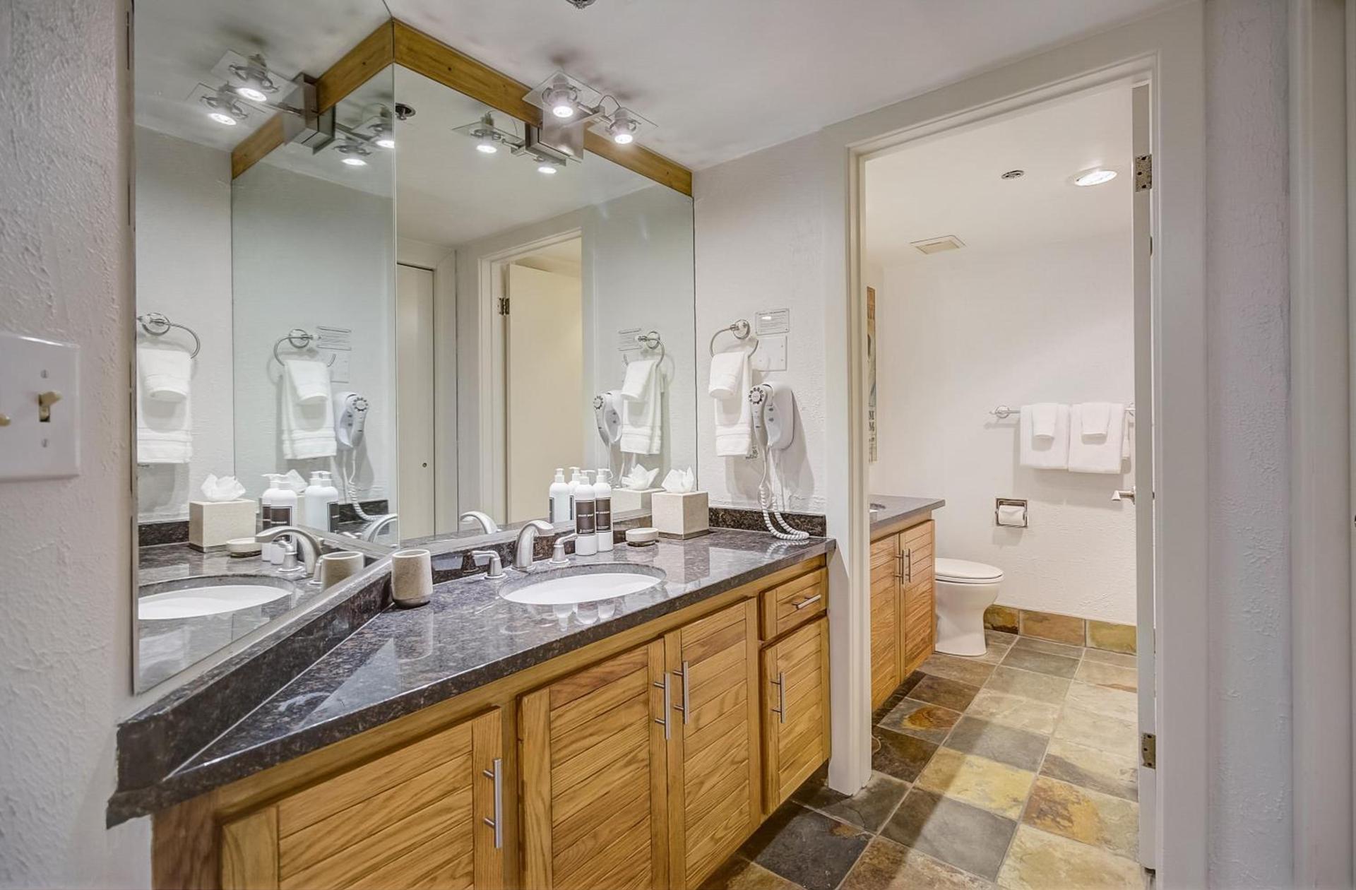 Silver King by All Seasons Resort Lodging photo 81