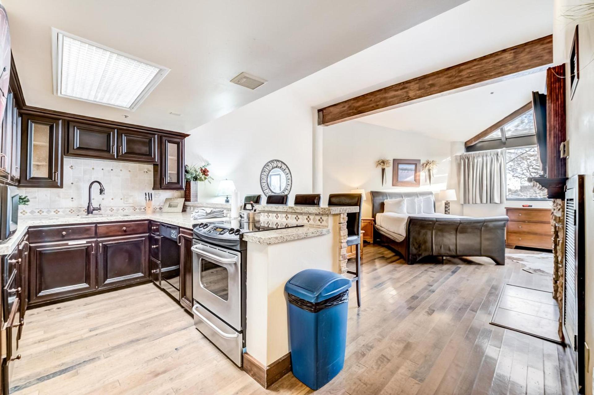 Silver King by All Seasons Resort Lodging photo 88
