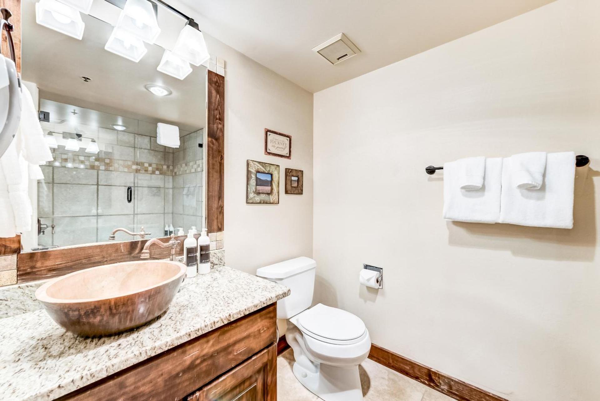 Silver King by All Seasons Resort Lodging photo 90