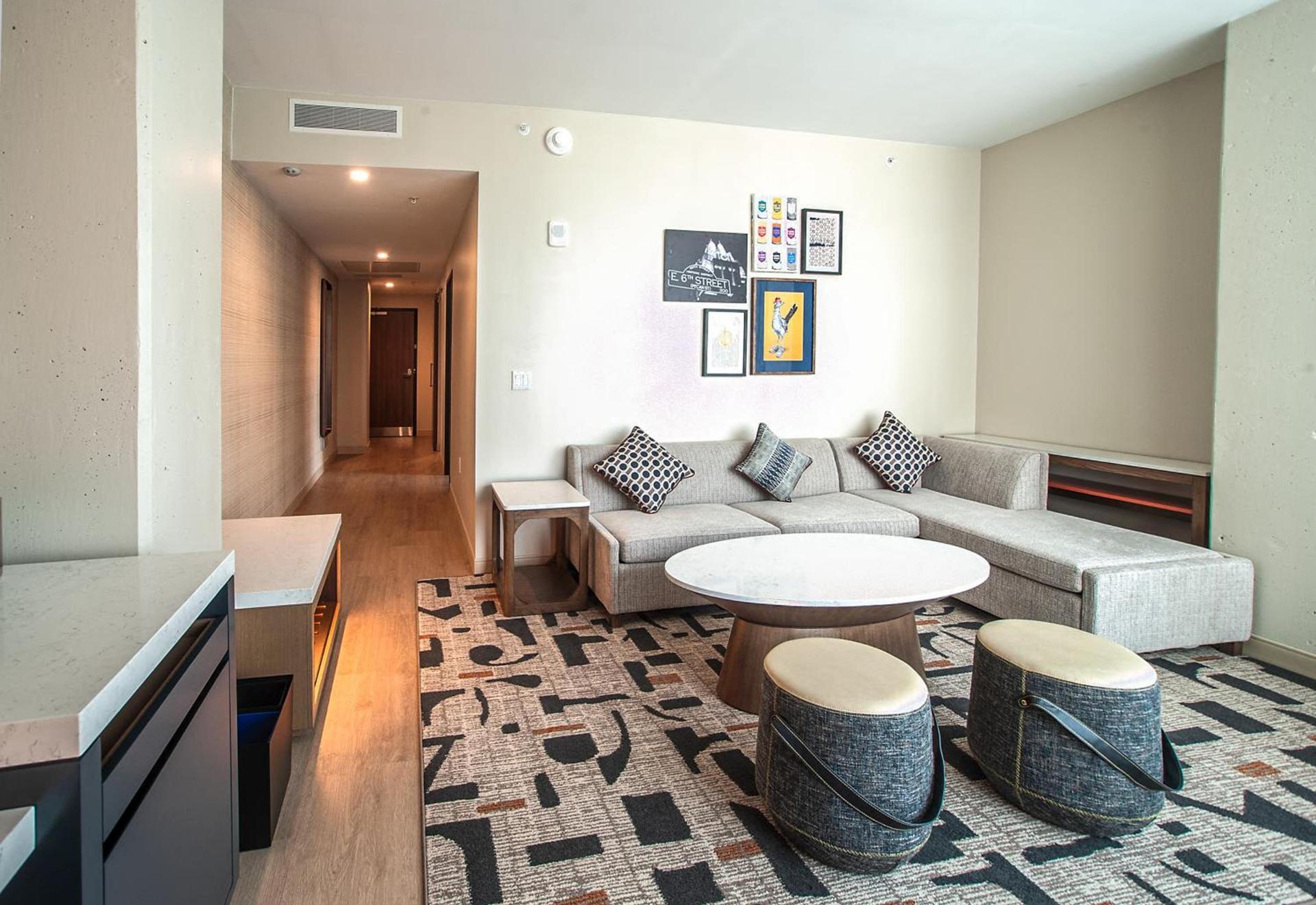 Cambria Hotel Austin Downtown photo 88