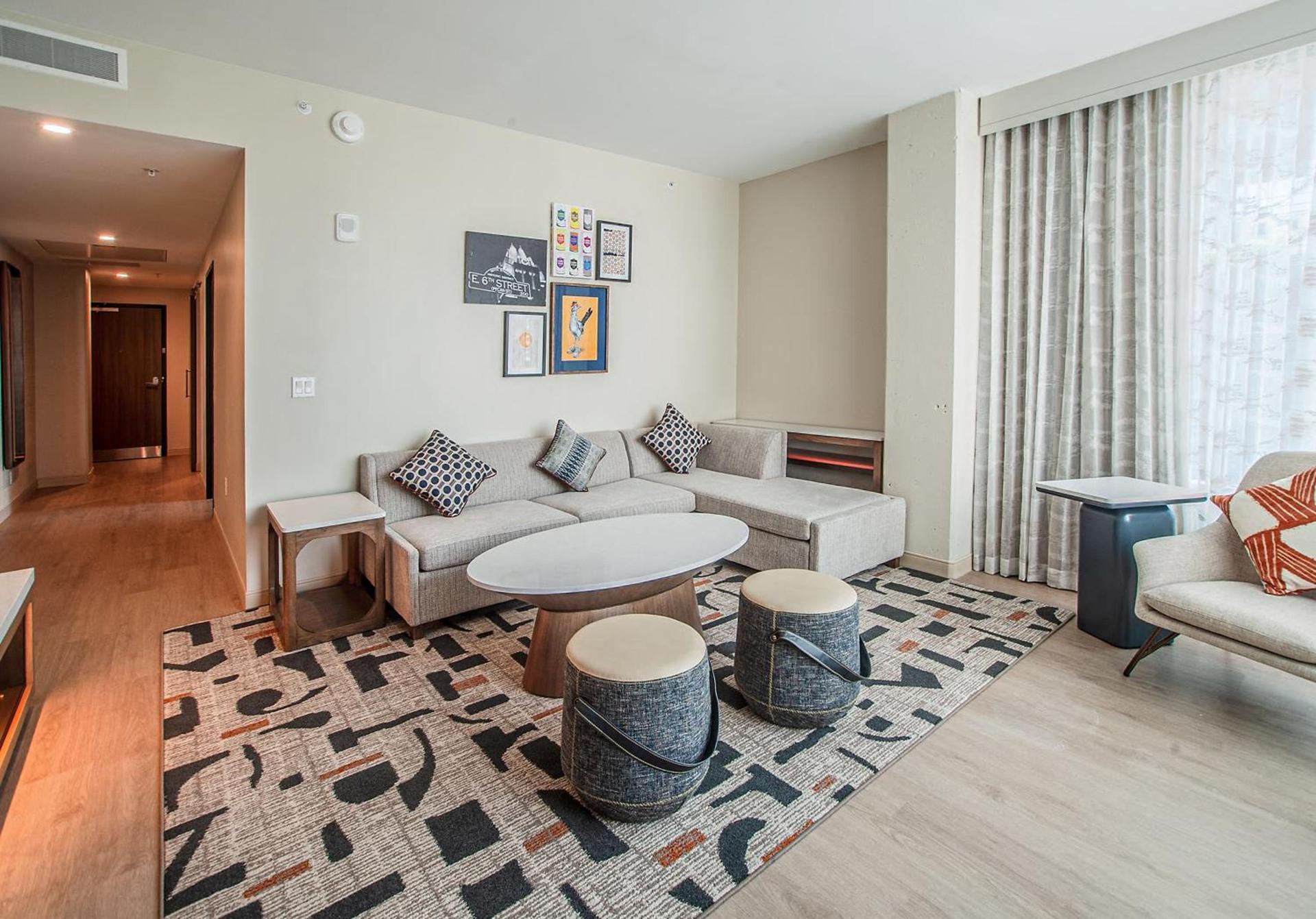 Cambria Hotel Austin Downtown photo 83