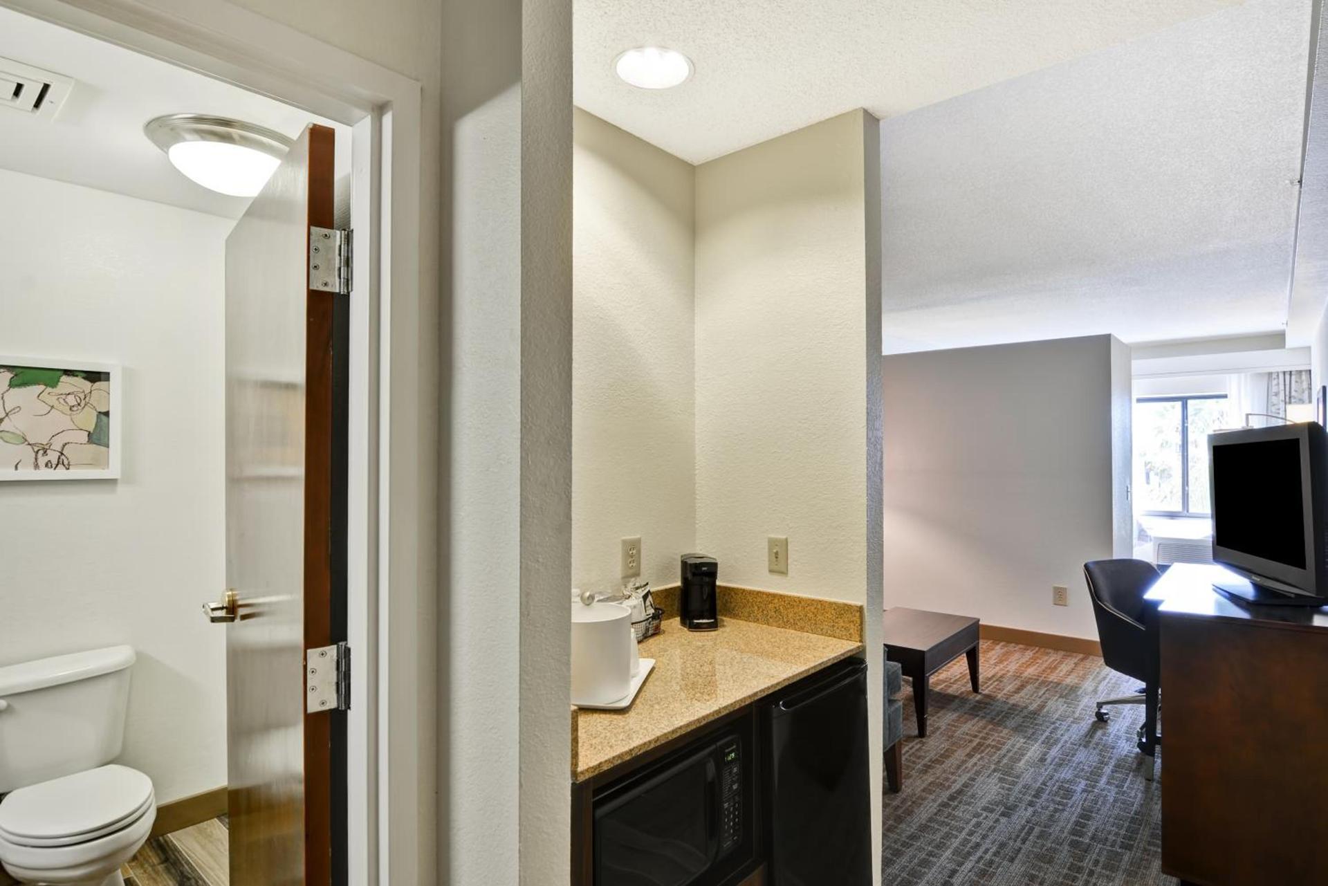 Hampton Inn & Suites Boynton Beach photo 35