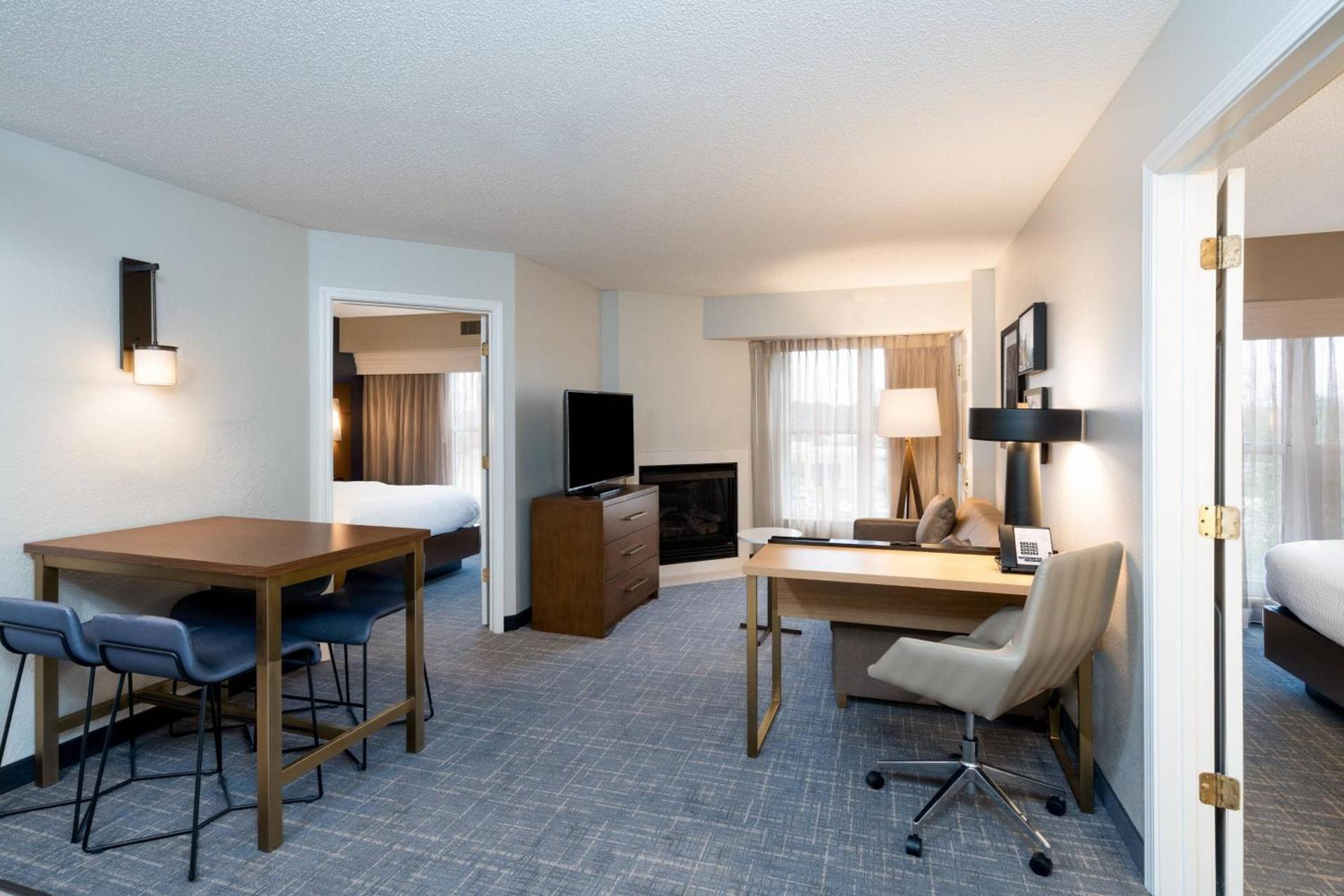 Residence Inn by Marriott Charleston Airport photo 9