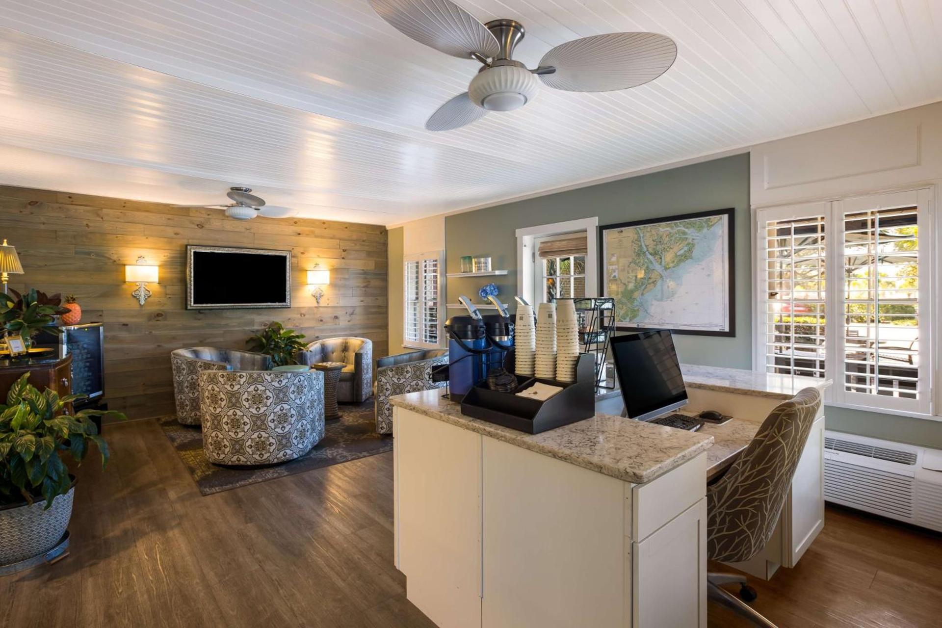Best Western Sea Island Inn photo 10
