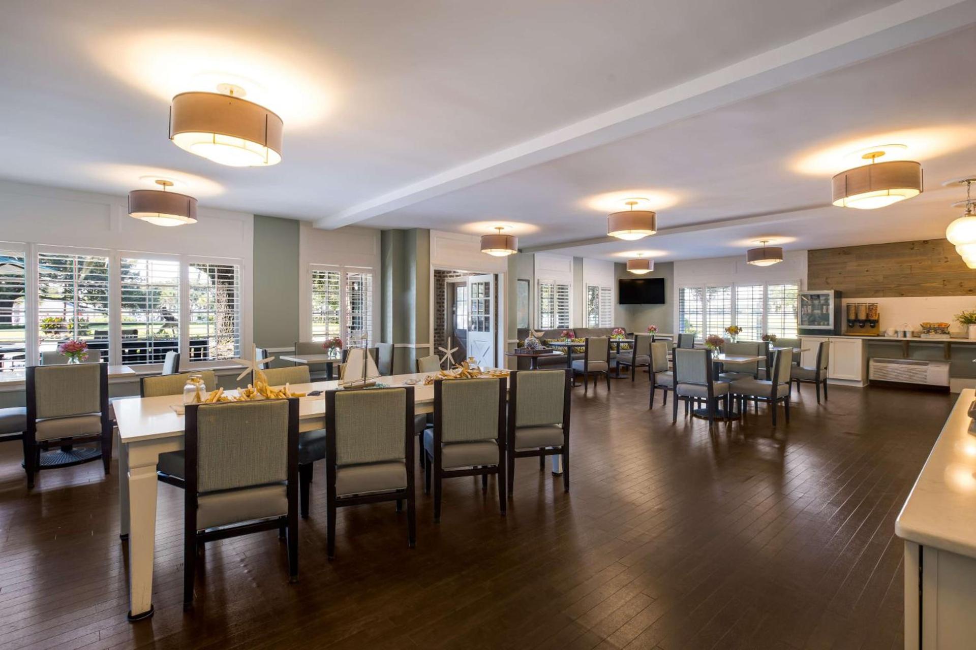 Best Western Sea Island Inn photo 5
