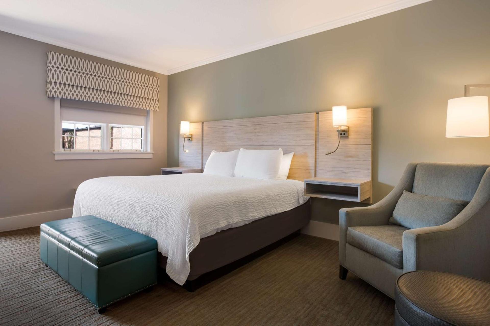 Best Western Sea Island Inn photo 2