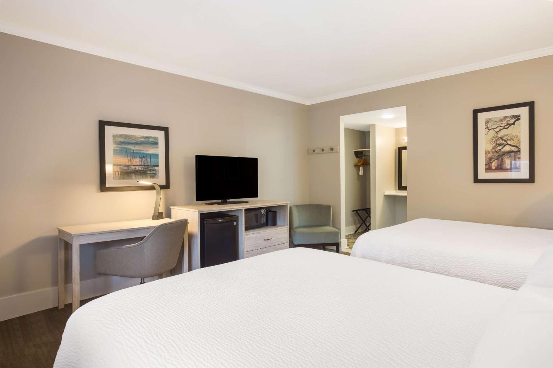 Best Western Sea Island Inn photo 14