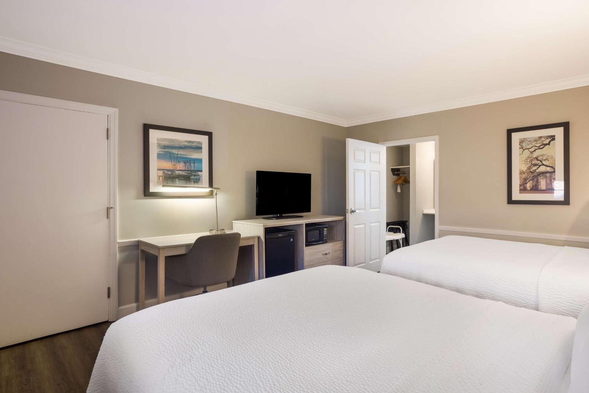 Best Western Sea Island Inn photo 18