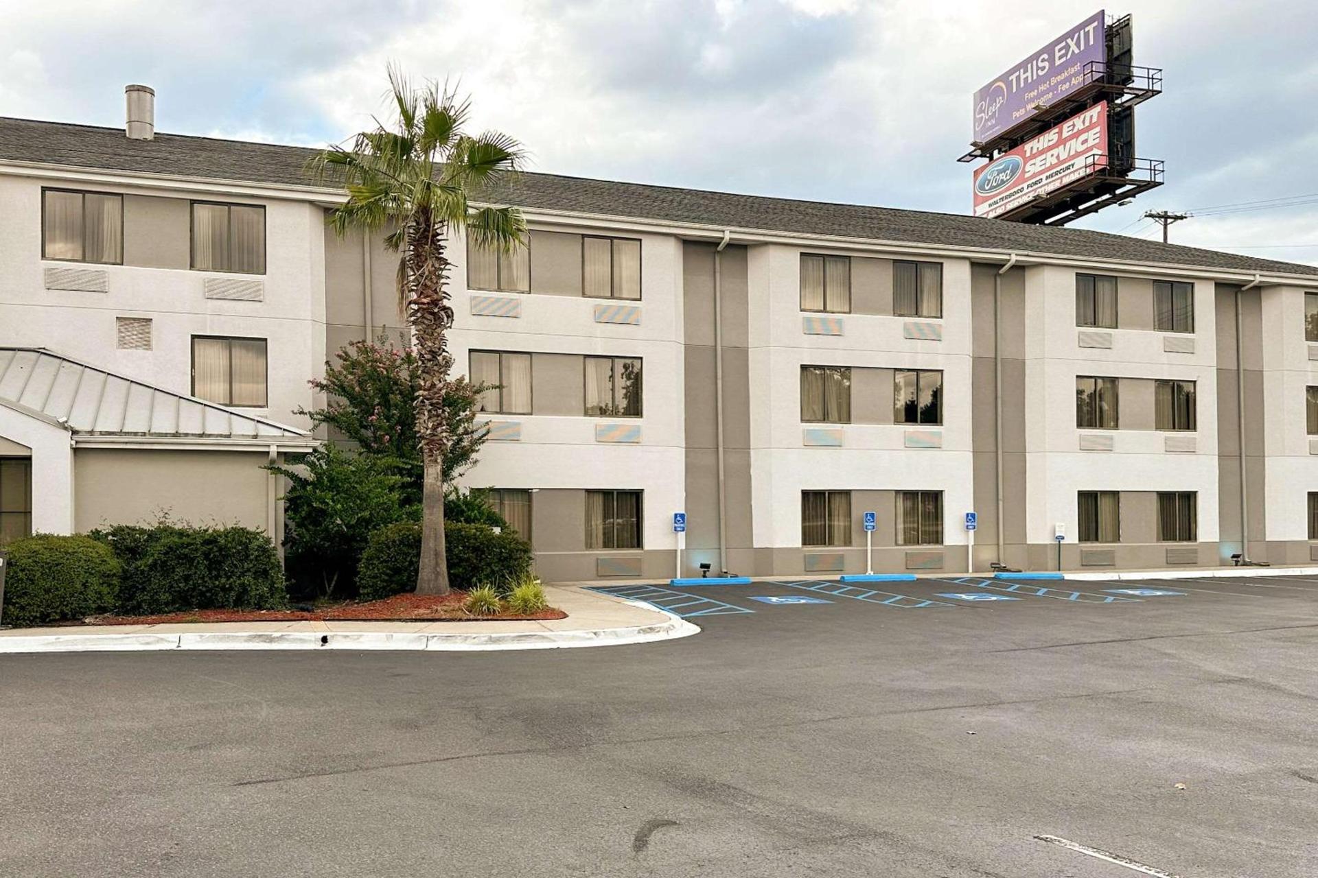 Sleep Inn Walterboro I-95 photo 3