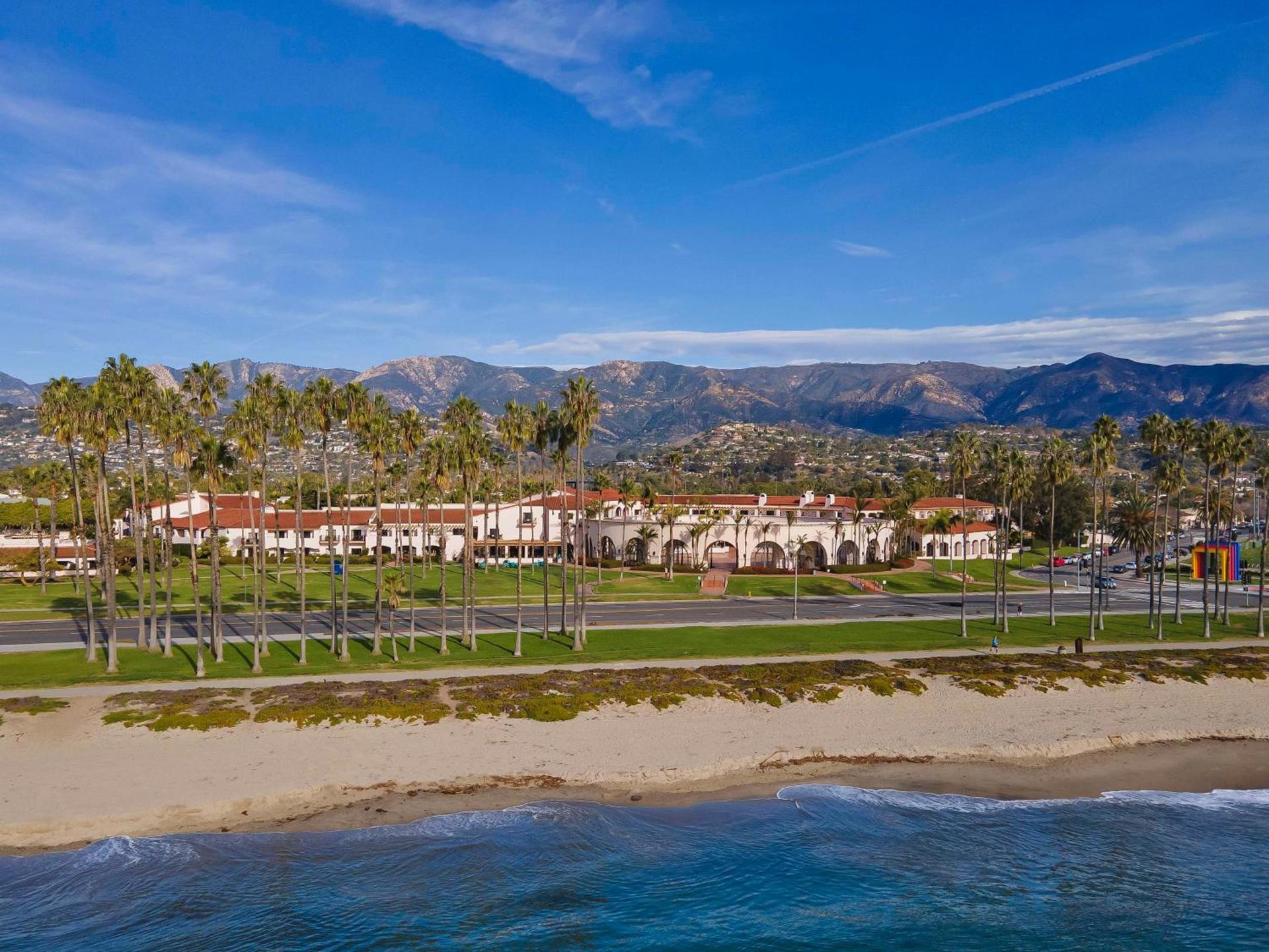 Hilton Santa Barbara Beachfront Resort photo 2