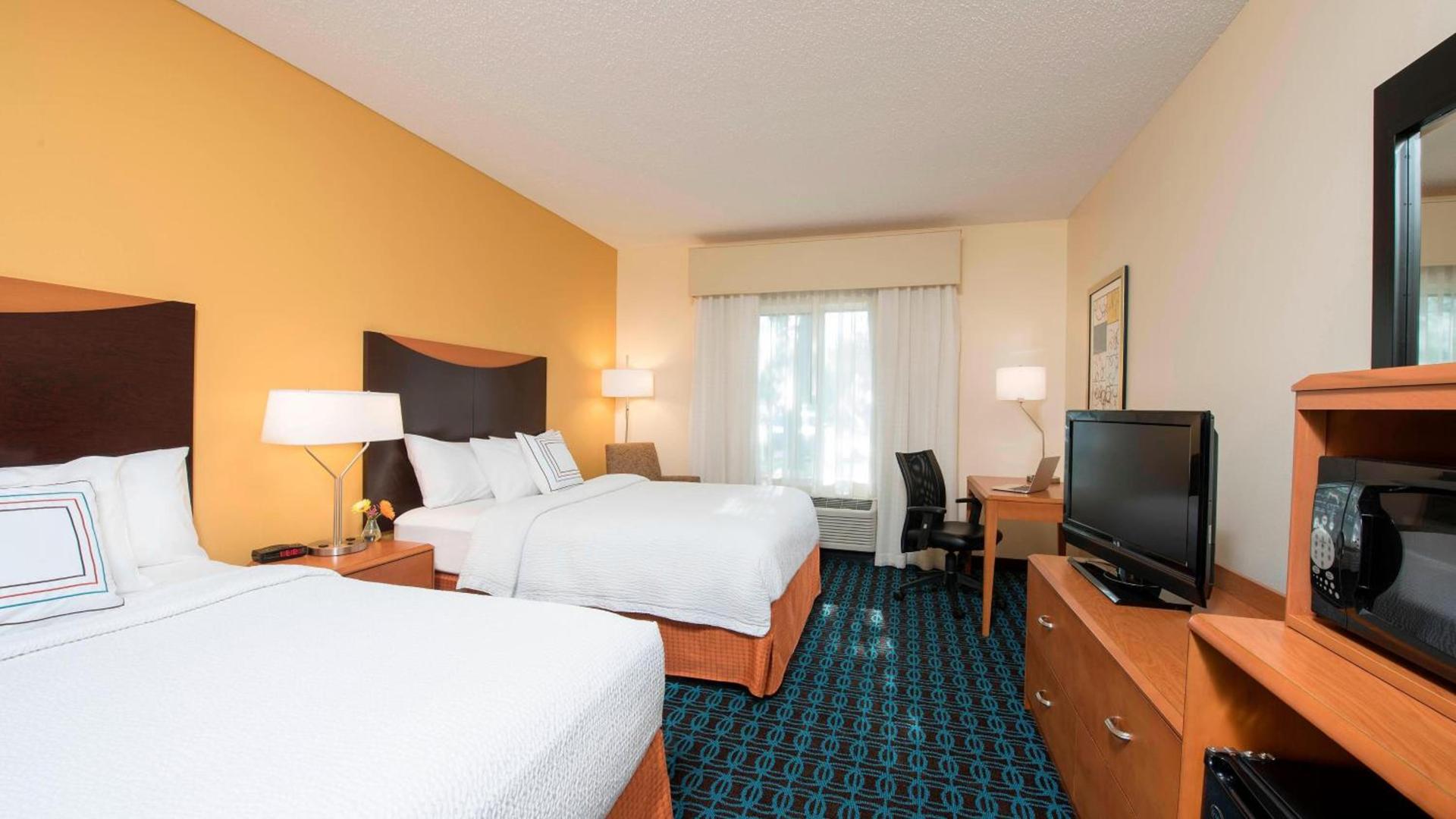Fairfield Inn & Suites by Marriott Bloomington photo 3