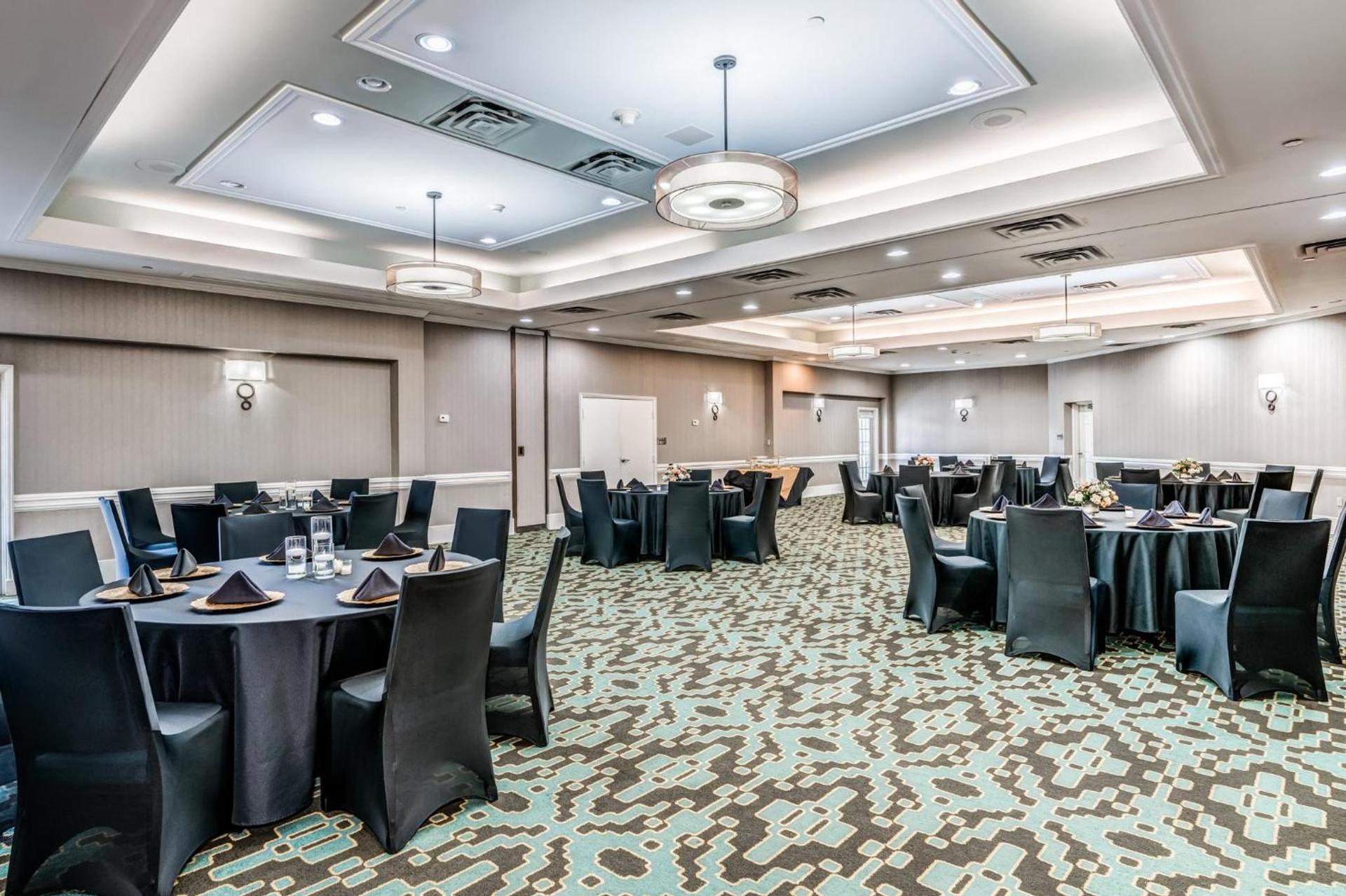Hotel Indigo Atlanta-Vinings Ballpark Area by IHG photo 54