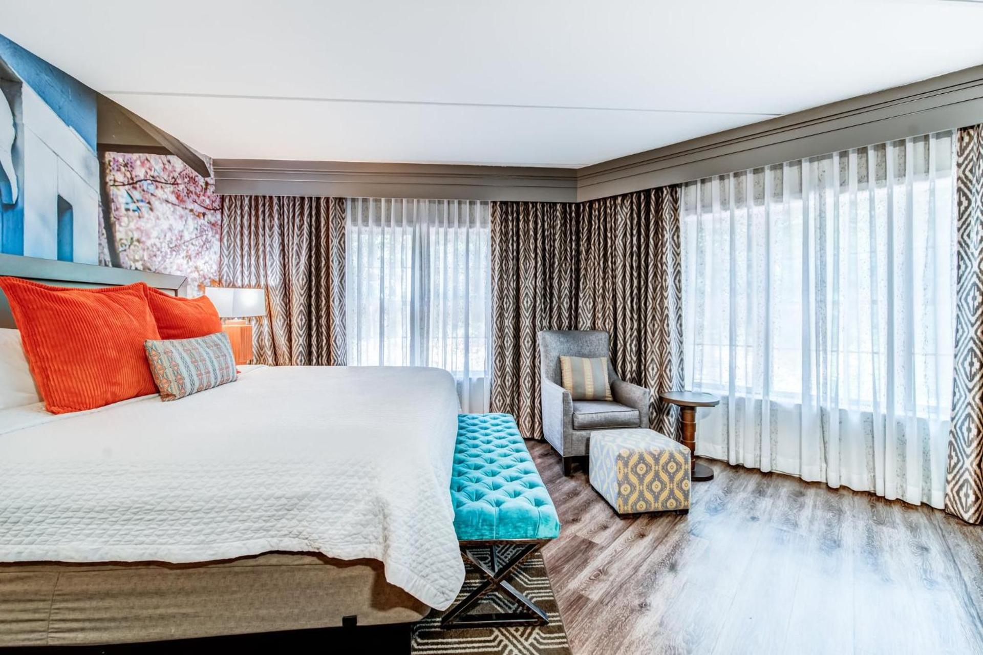 Hotel Indigo Atlanta-Vinings Ballpark Area by IHG photo 44