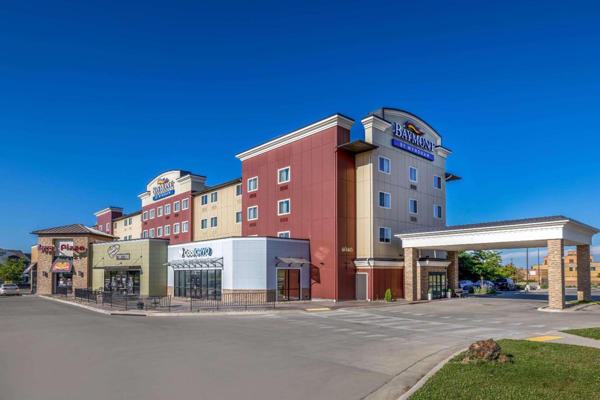 Baymont by Wyndham Rapid City photo 3