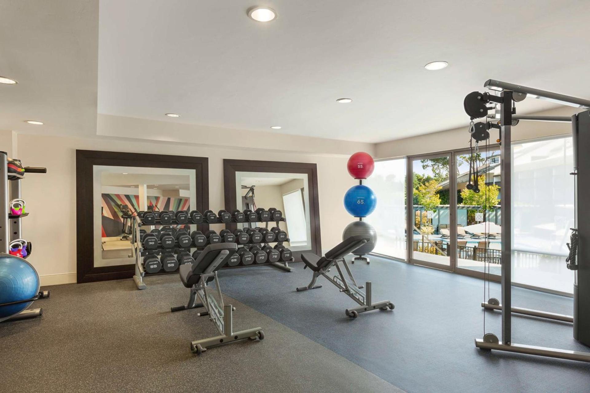 Hilton Garden Inn Monterey photo 26