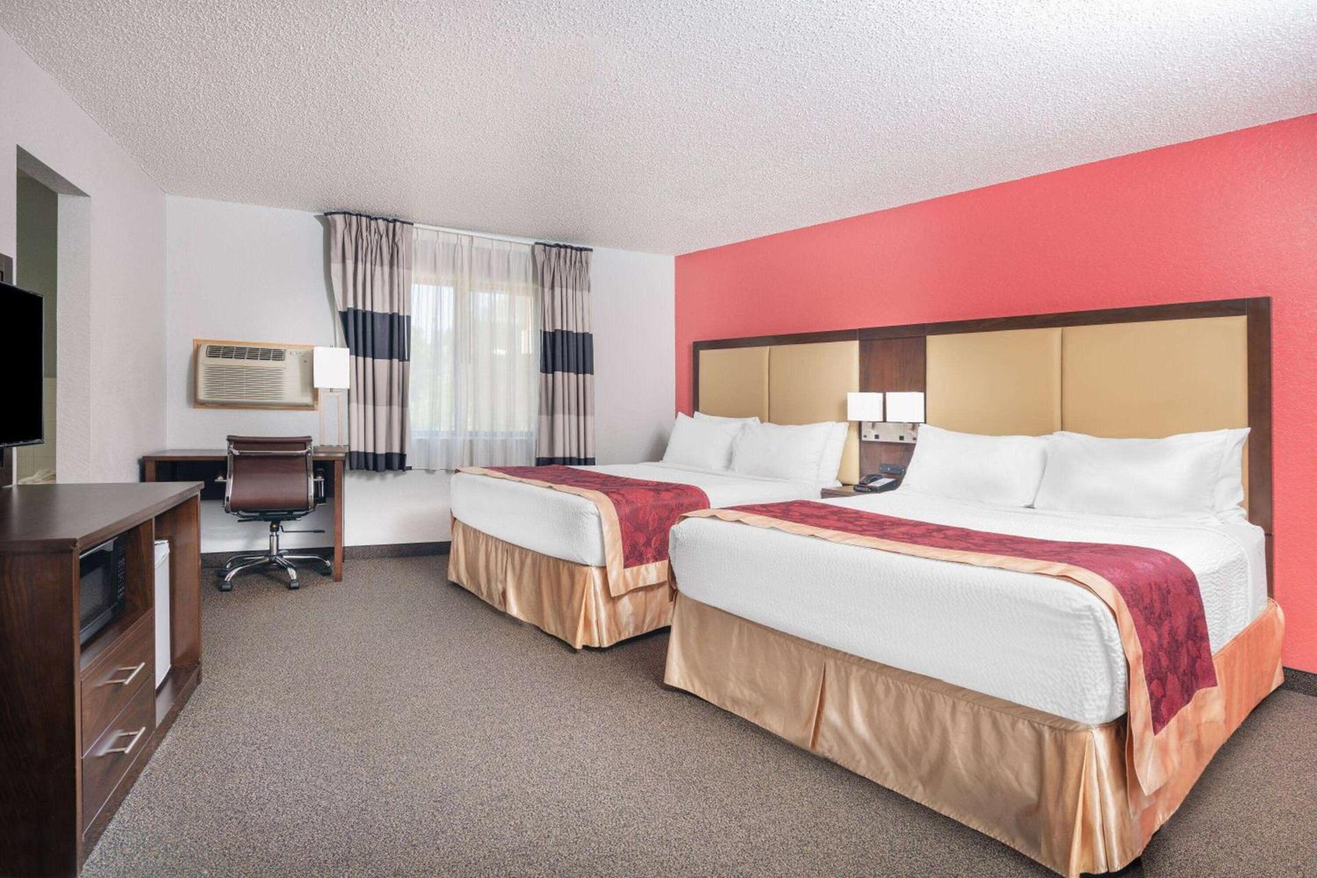 Ramada by Wyndham Keystone Near Mt Rushmore photo 43