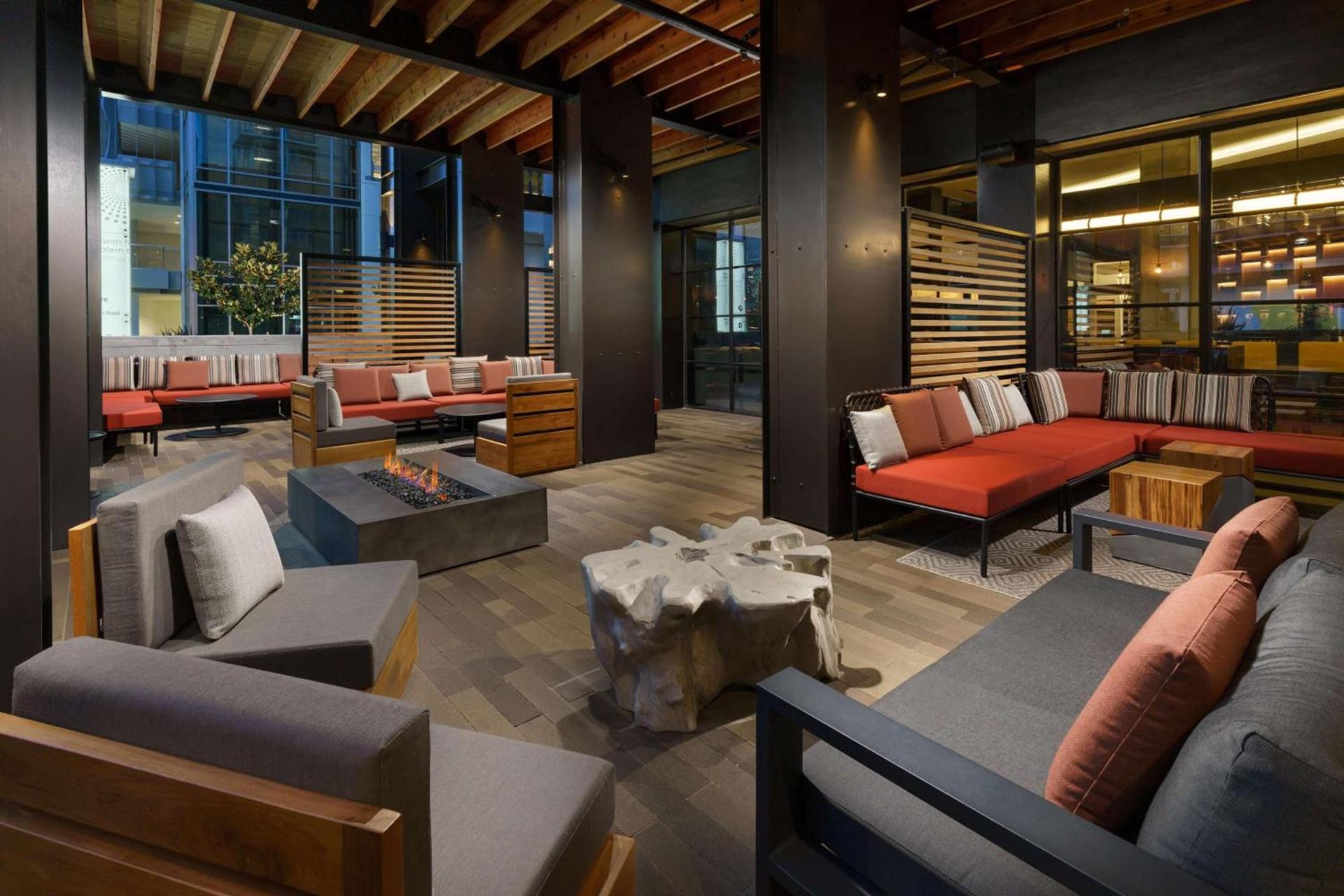 Hyatt Centric Mountain View photo 8