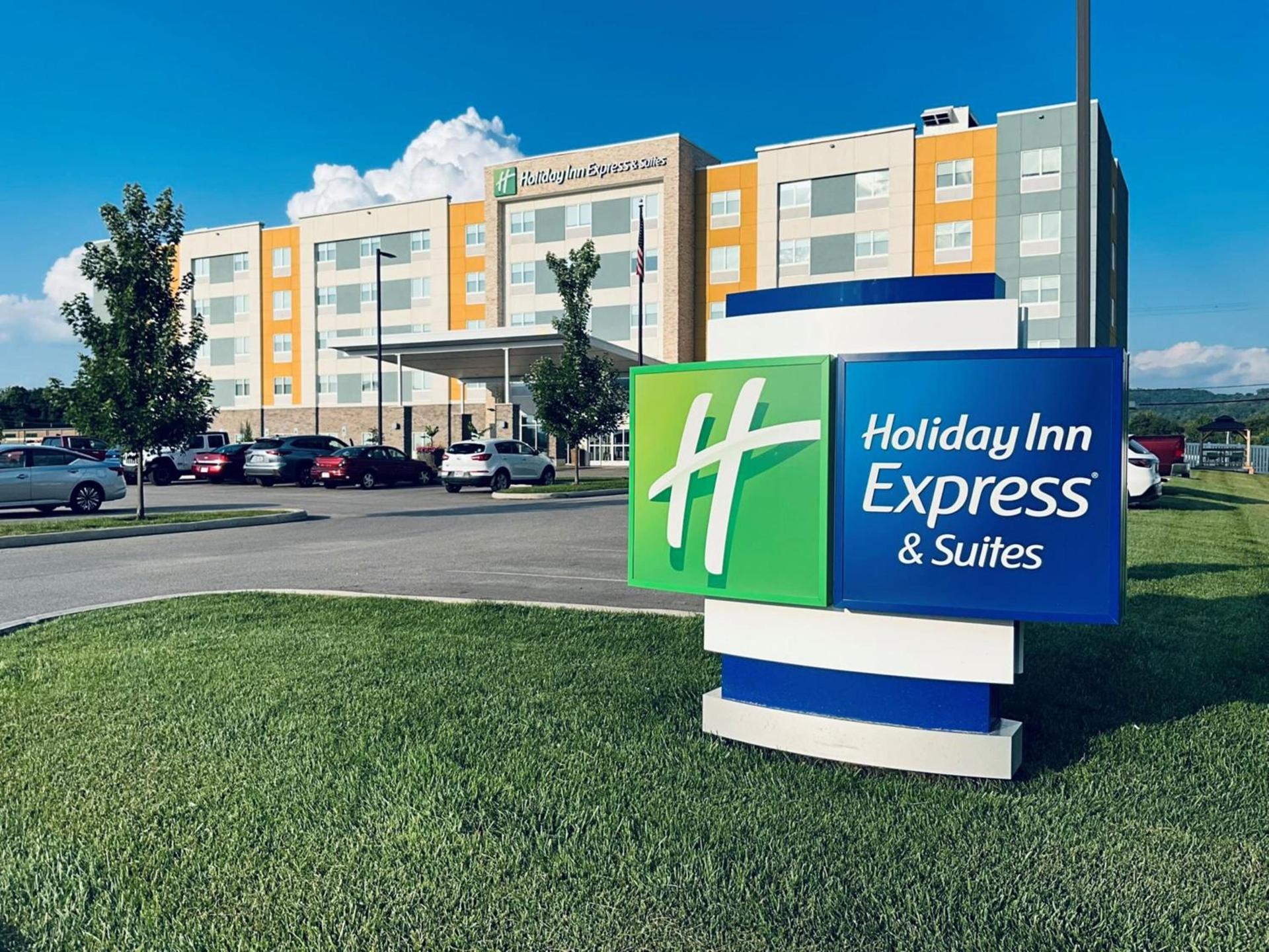 Holiday Inn Express & Suites - Moundsville by IHG photo 1