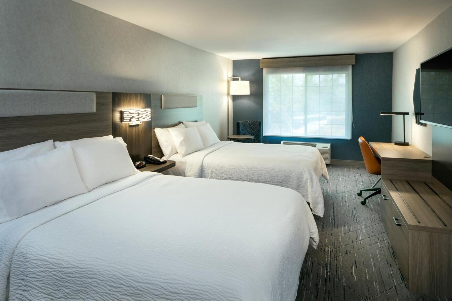 Holiday Inn Express Corvallis-On the River by IHG photo 63