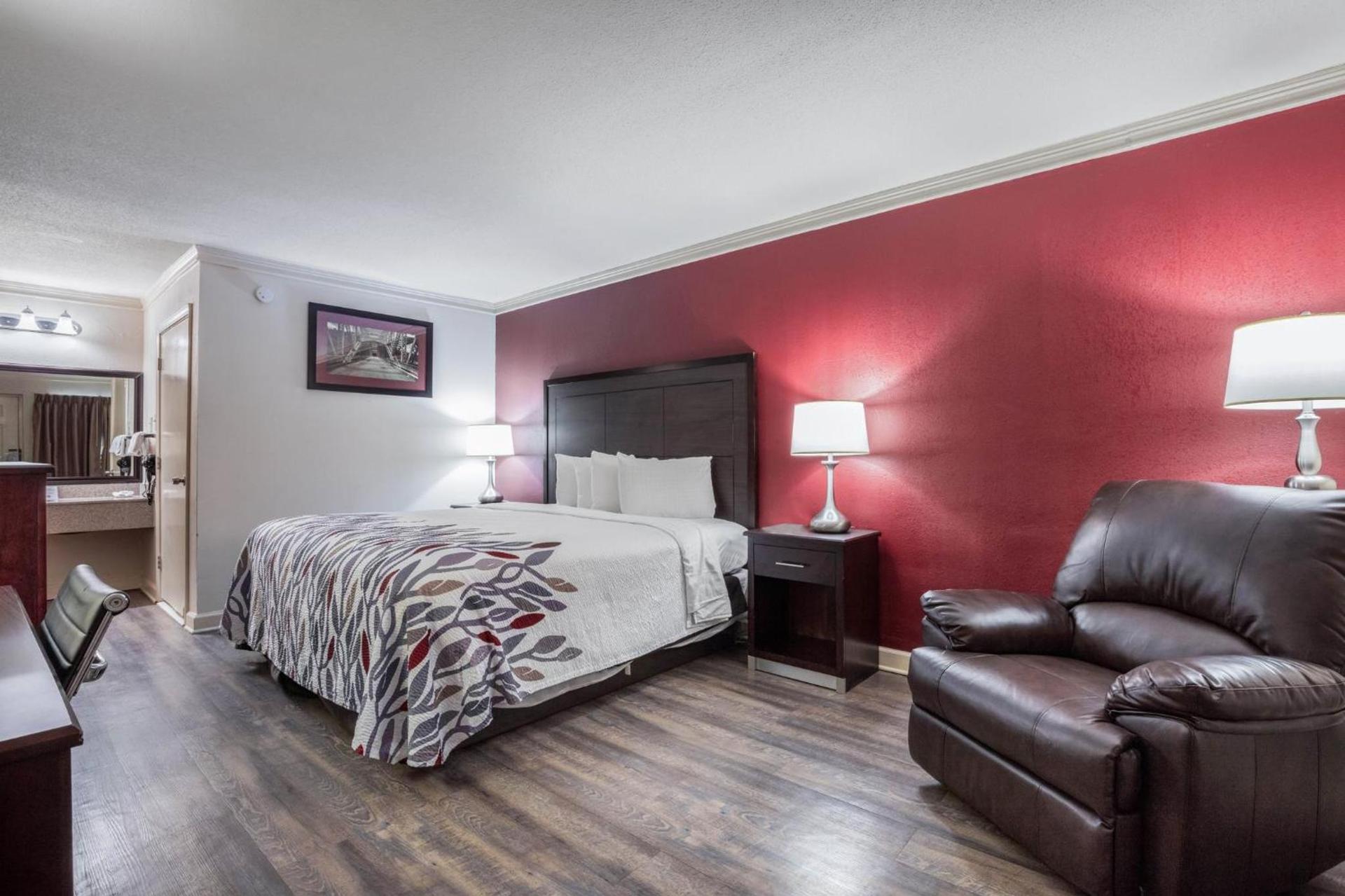Days Inn by Wyndham Forrest City I 40 photo 14