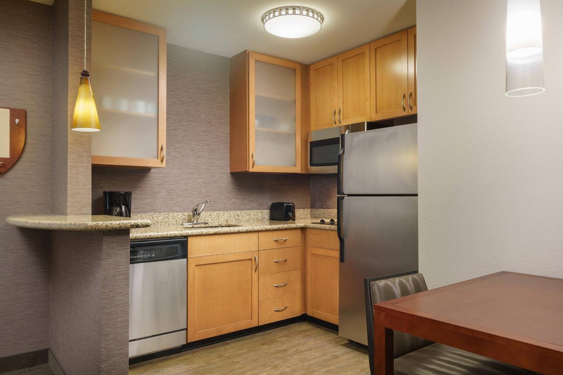 Residence Inn by Marriott Charleston North/Ashley Phosphate photo 8