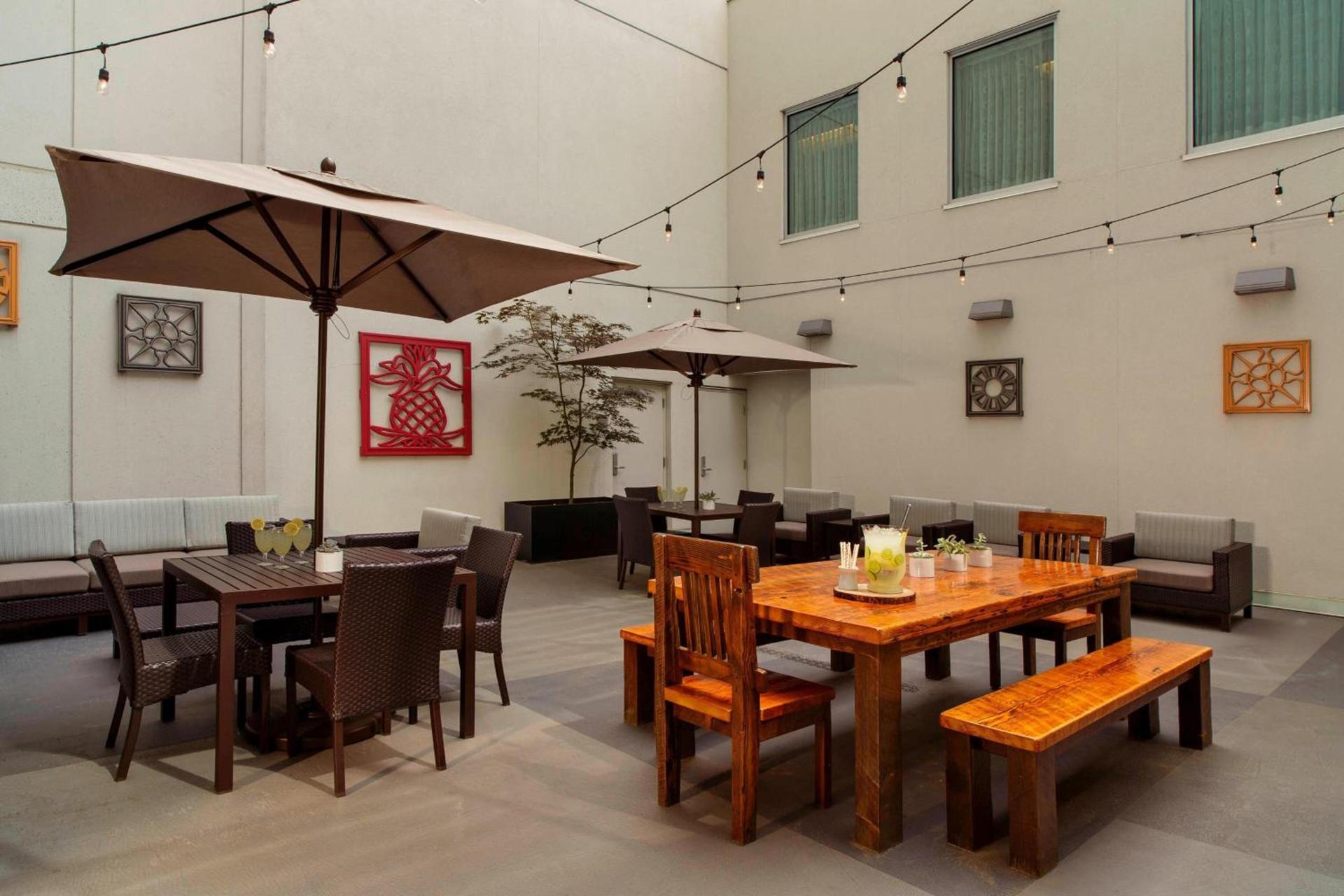 Courtyard by Marriott Portland City Center photo 6