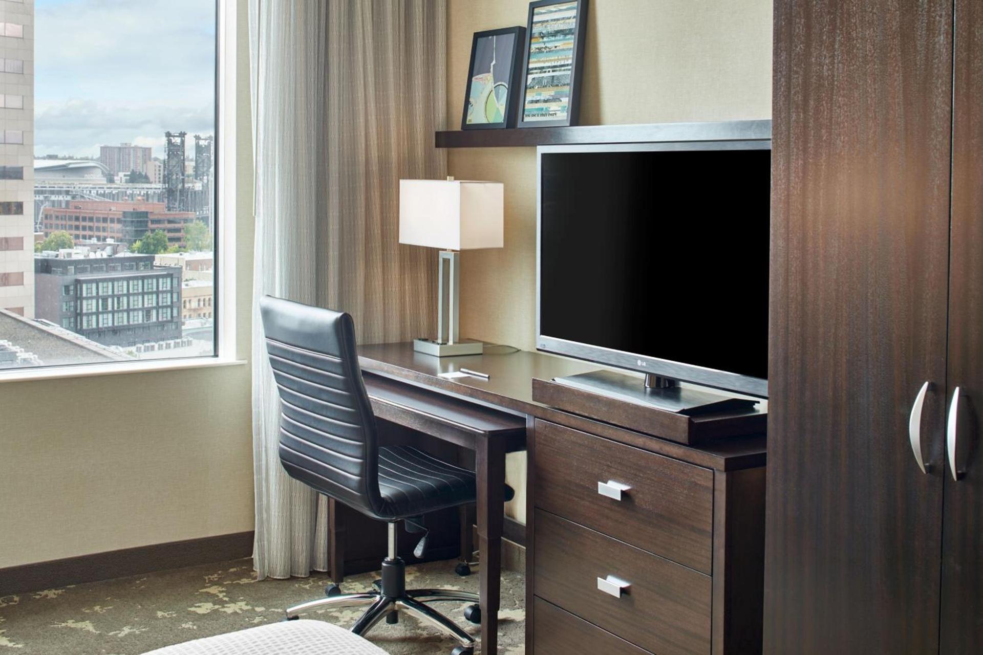 Courtyard by Marriott Portland City Center photo 11