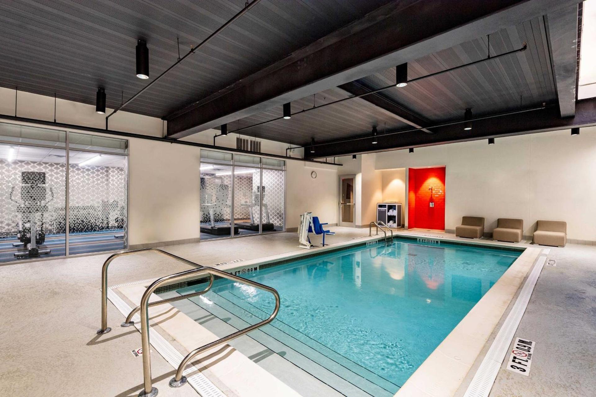 Aloft by Marriott Savannah Downtown Historic District photo 32
