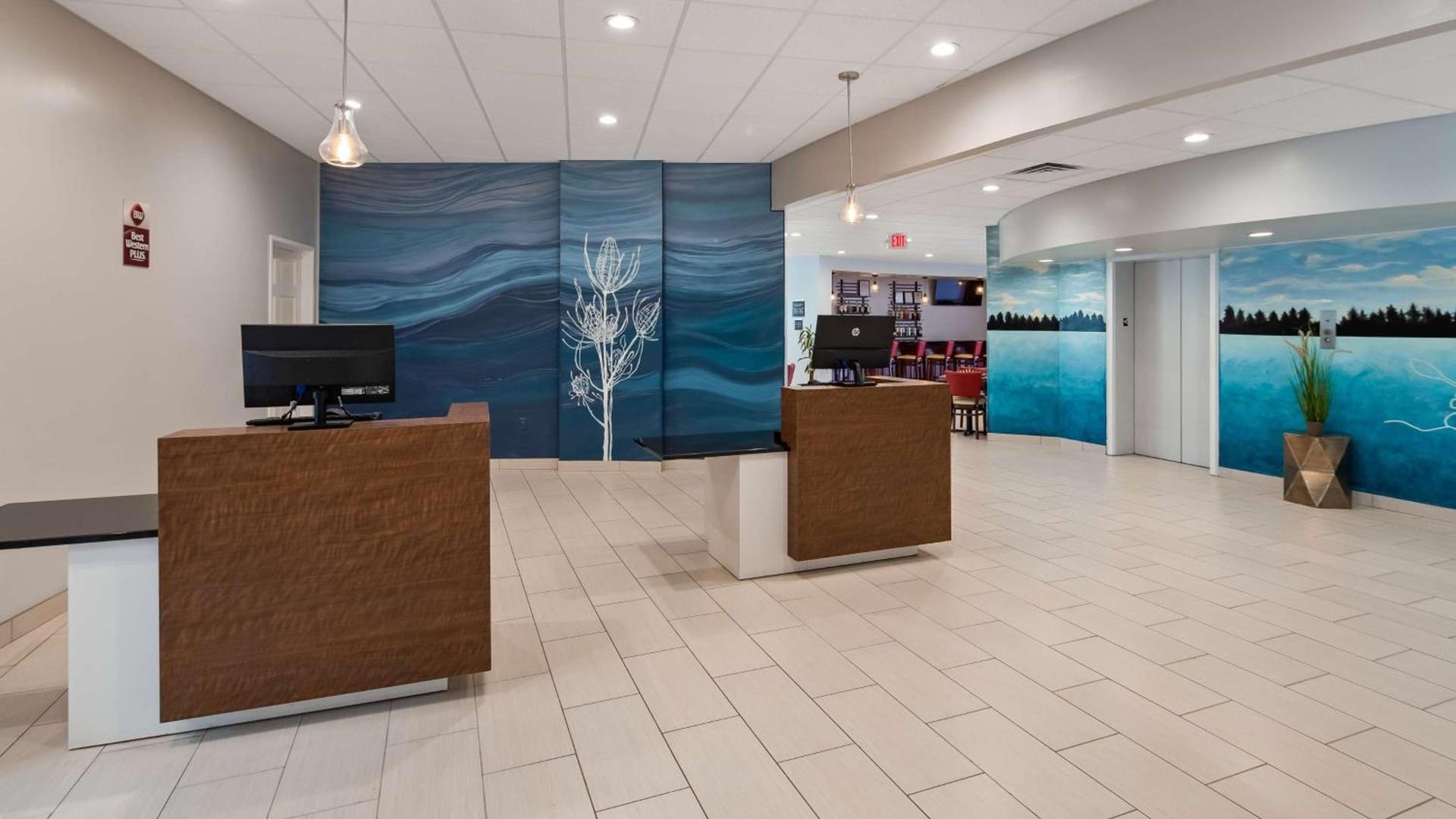 Best Western Plus Wausau Tower Inn photo 9