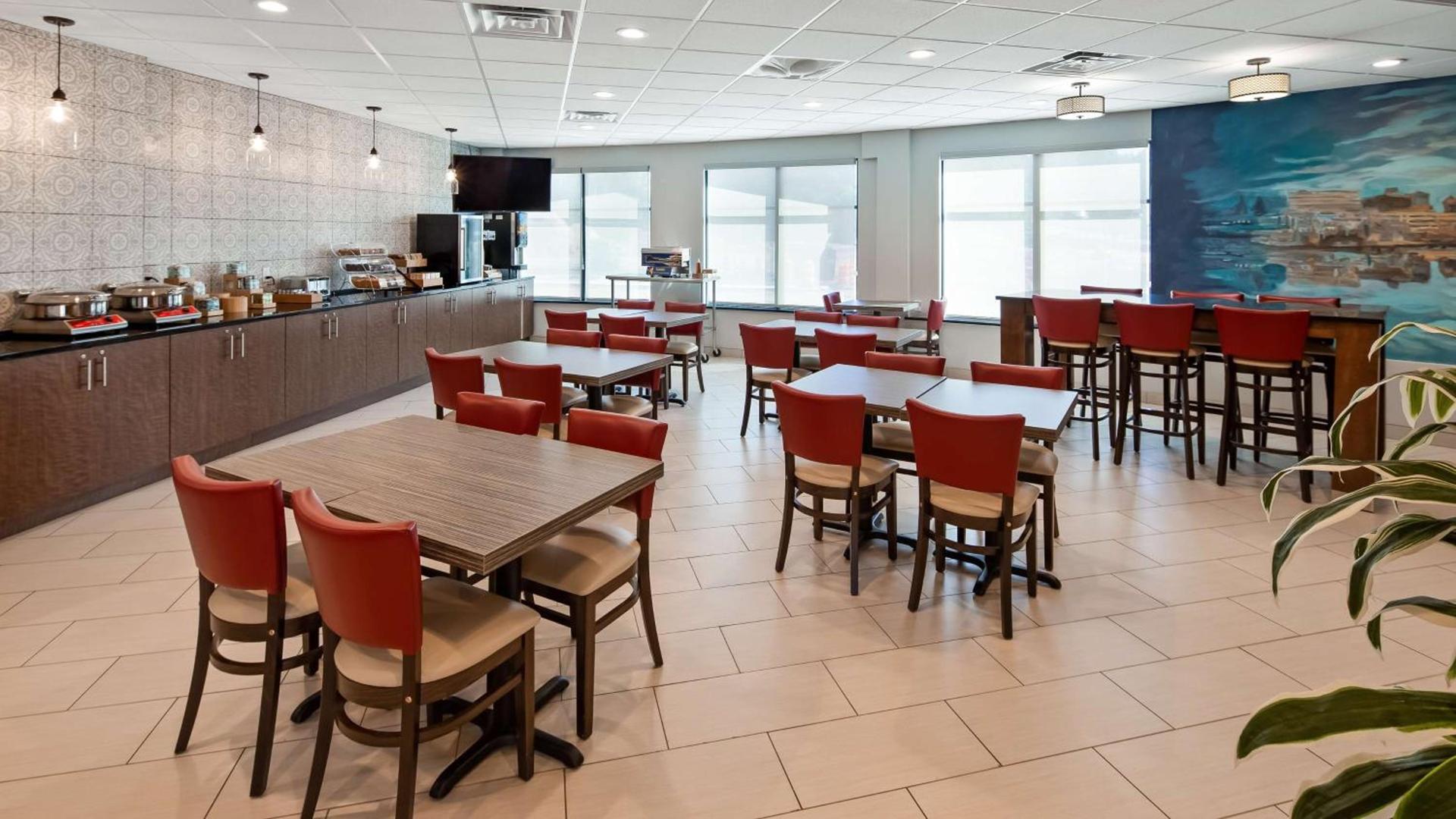 Best Western Plus Wausau Tower Inn photo 4