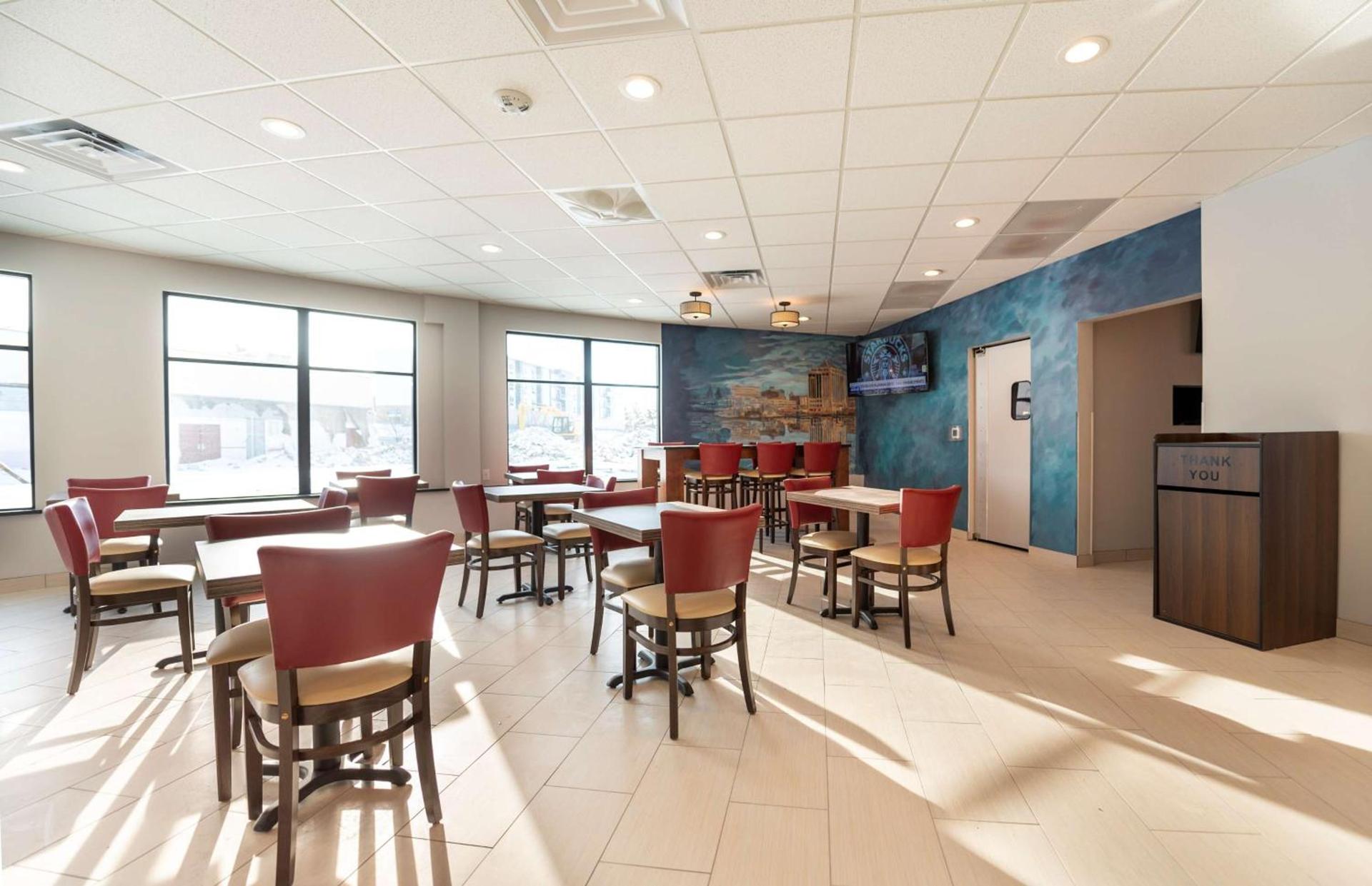 Best Western Plus Wausau Tower Inn photo 40