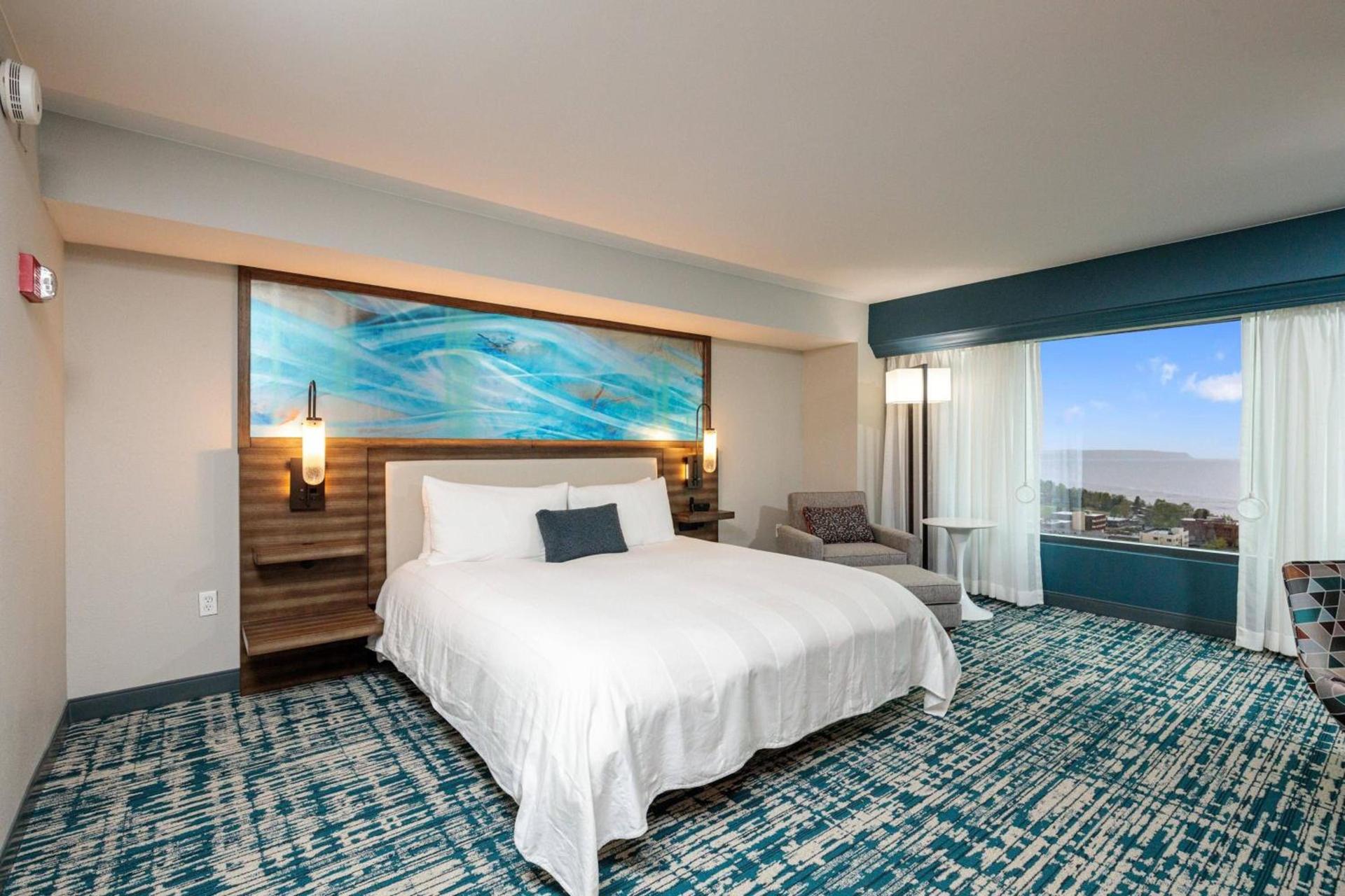 Marriott Anchorage Downtown photo 13