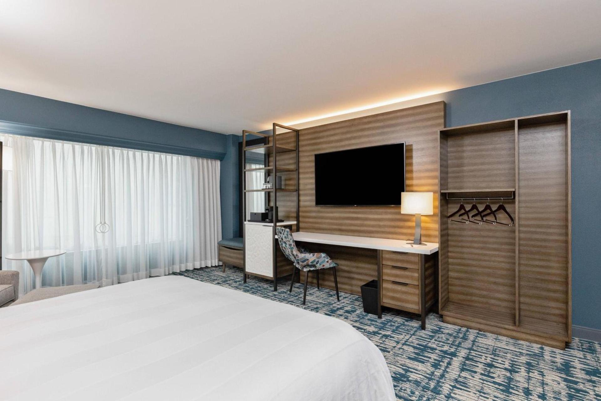 Marriott Anchorage Downtown photo 14