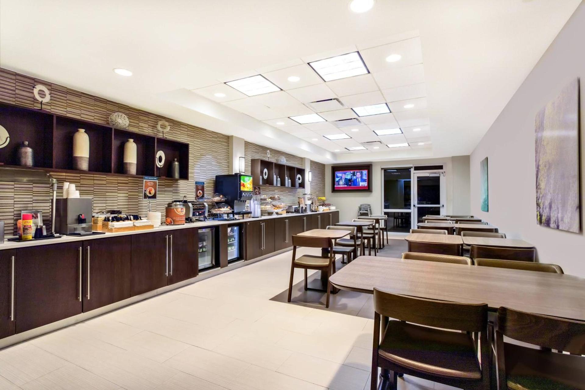 SpringHill Suites by Marriott Miami Airport South Blue Lagoon Area photo 22