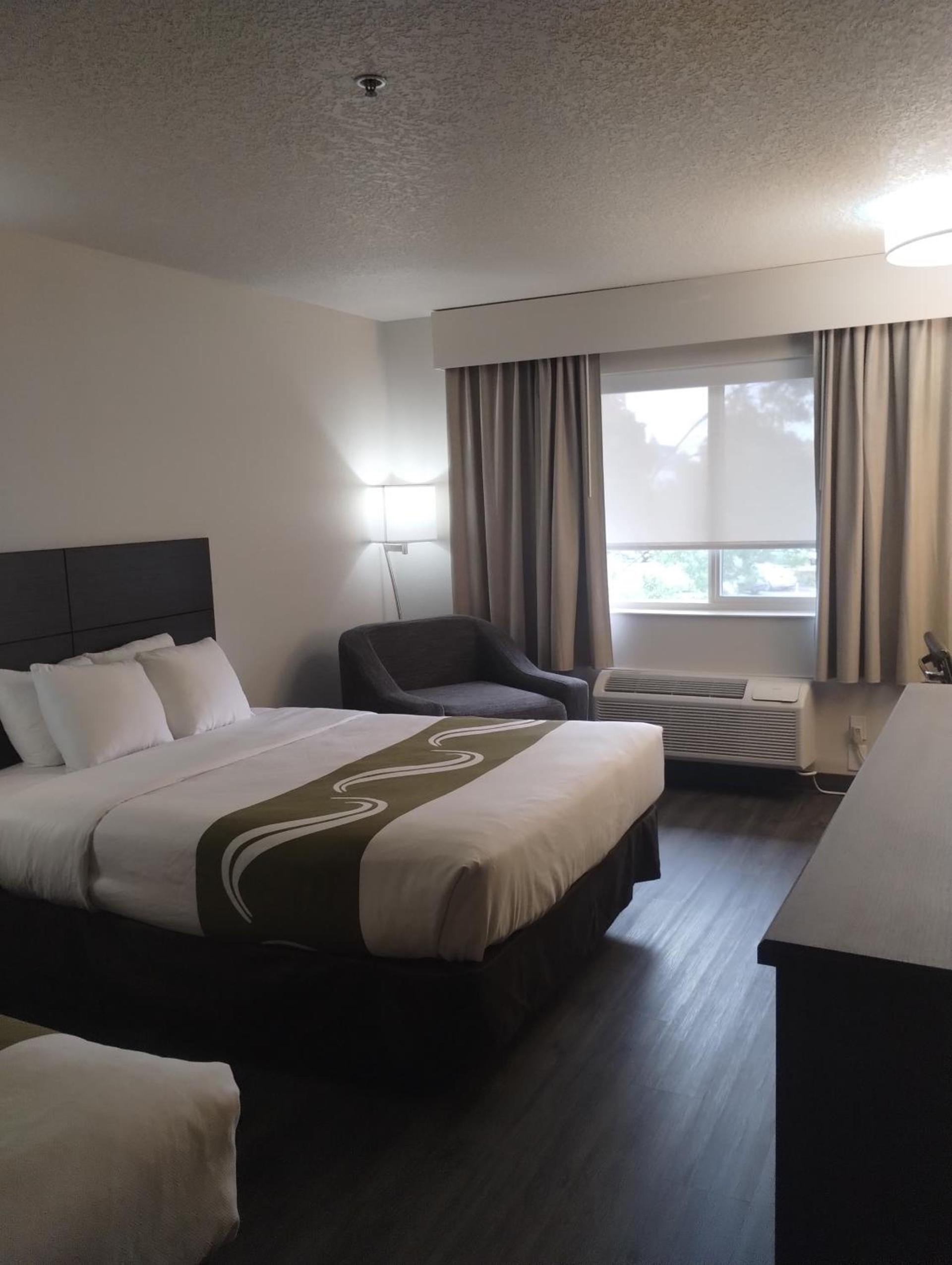 Quality Inn & Suites Wilsonville photo 55