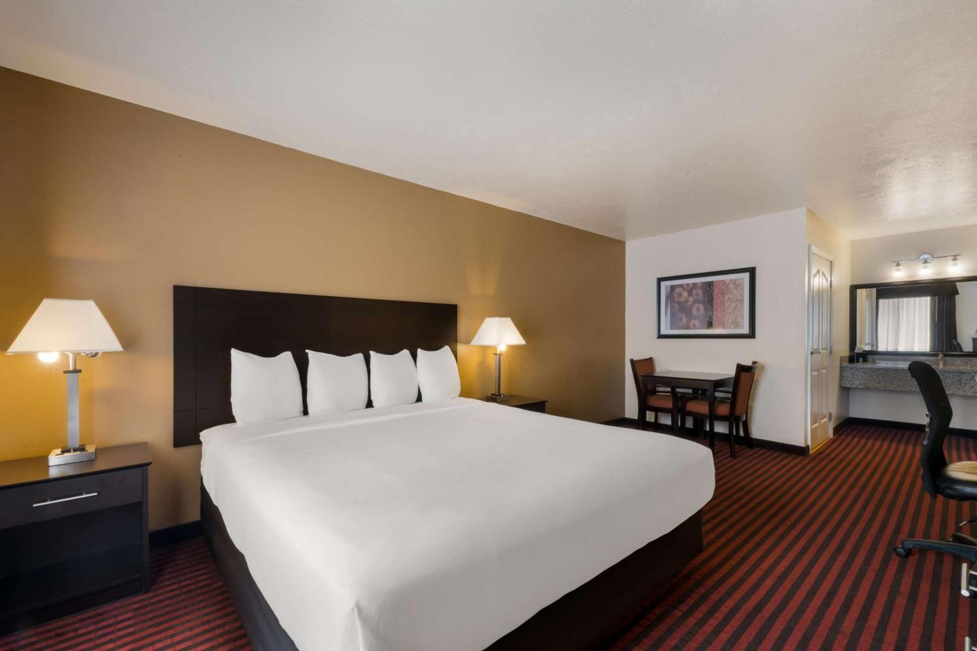 Best Western Salinas Valley Inn & Suites photo 4