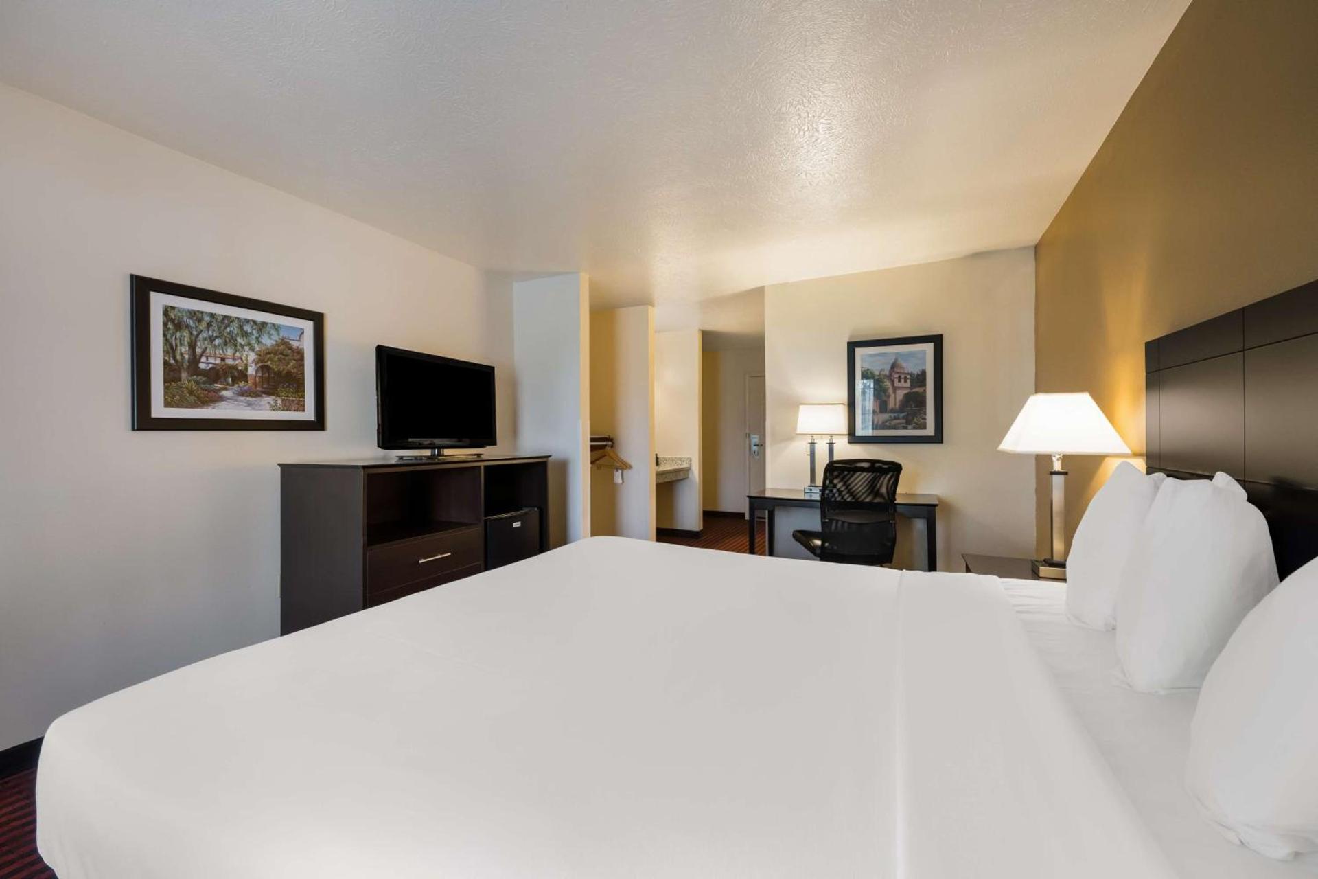 Best Western Salinas Valley Inn & Suites photo 28