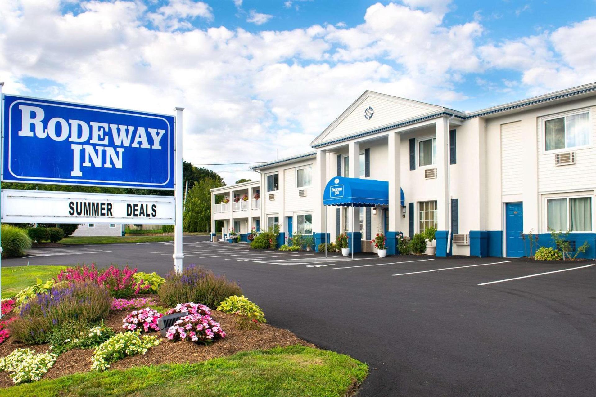 Rodeway Inn Middletown - Newport photo 2