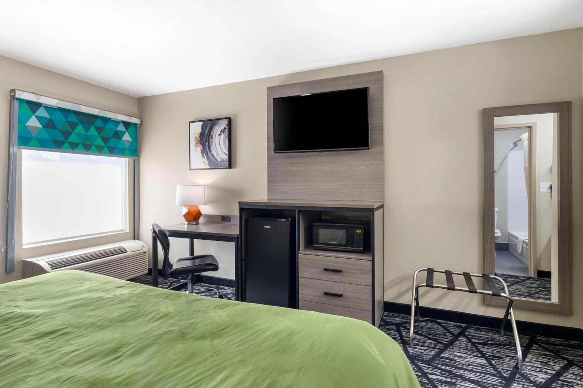 Quality Inn Jackson Northwest photo 14