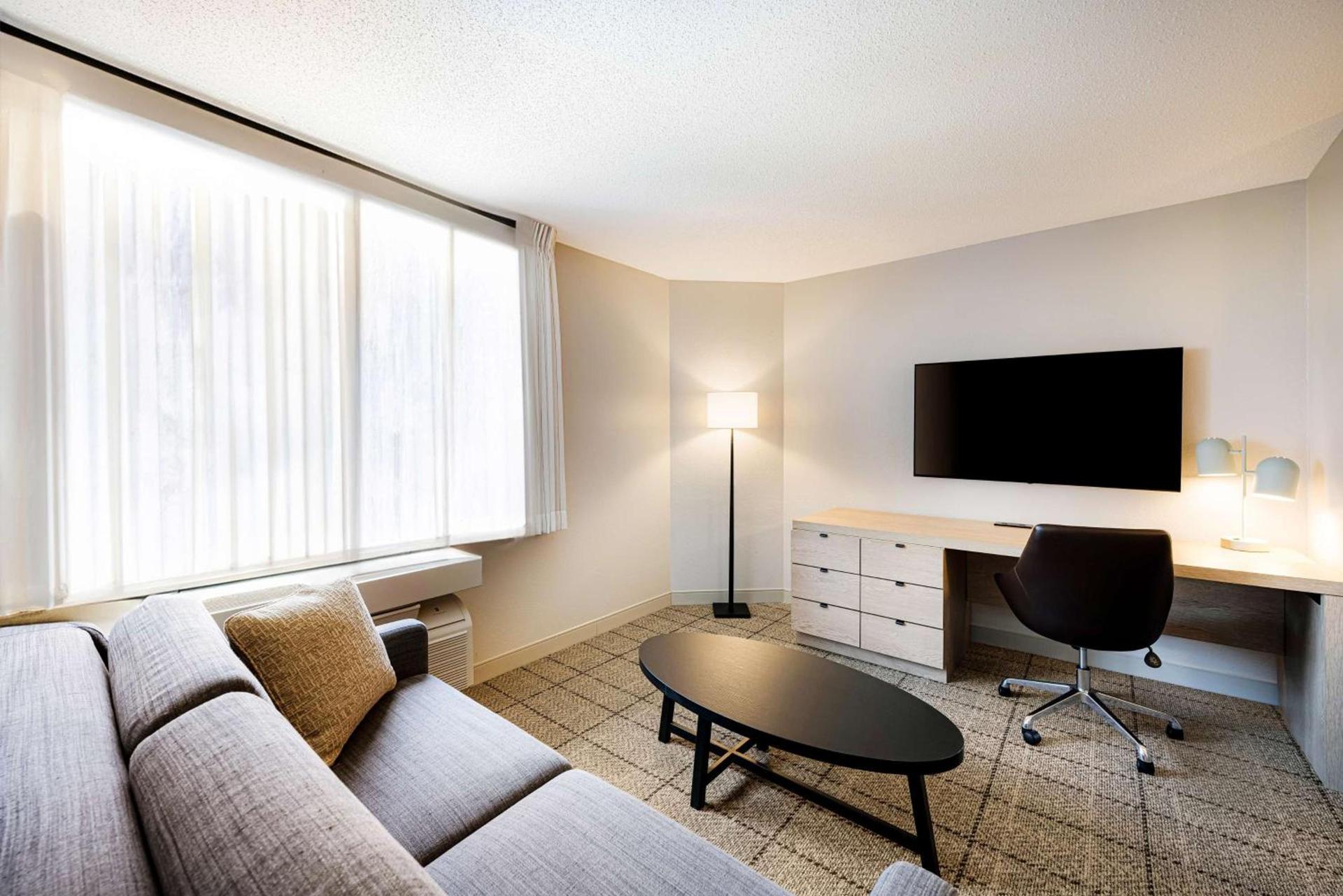 Sonesta Simply Suites Jersey City photo 33