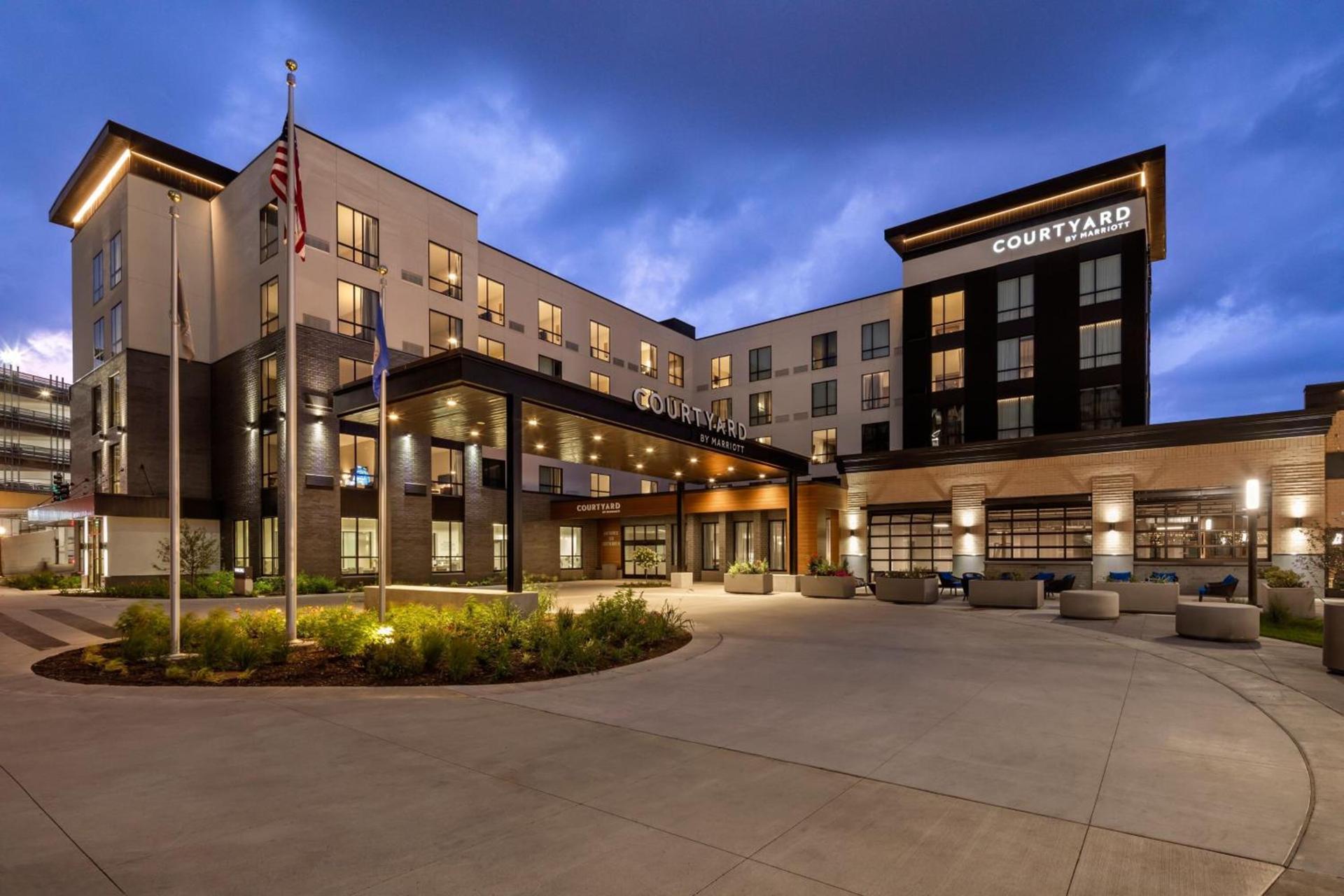 Courtyard by Marriott St Paul Downtown photo 1