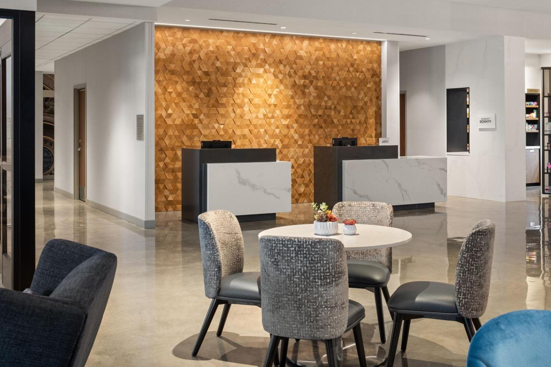 Courtyard by Marriott St Paul Downtown photo 3