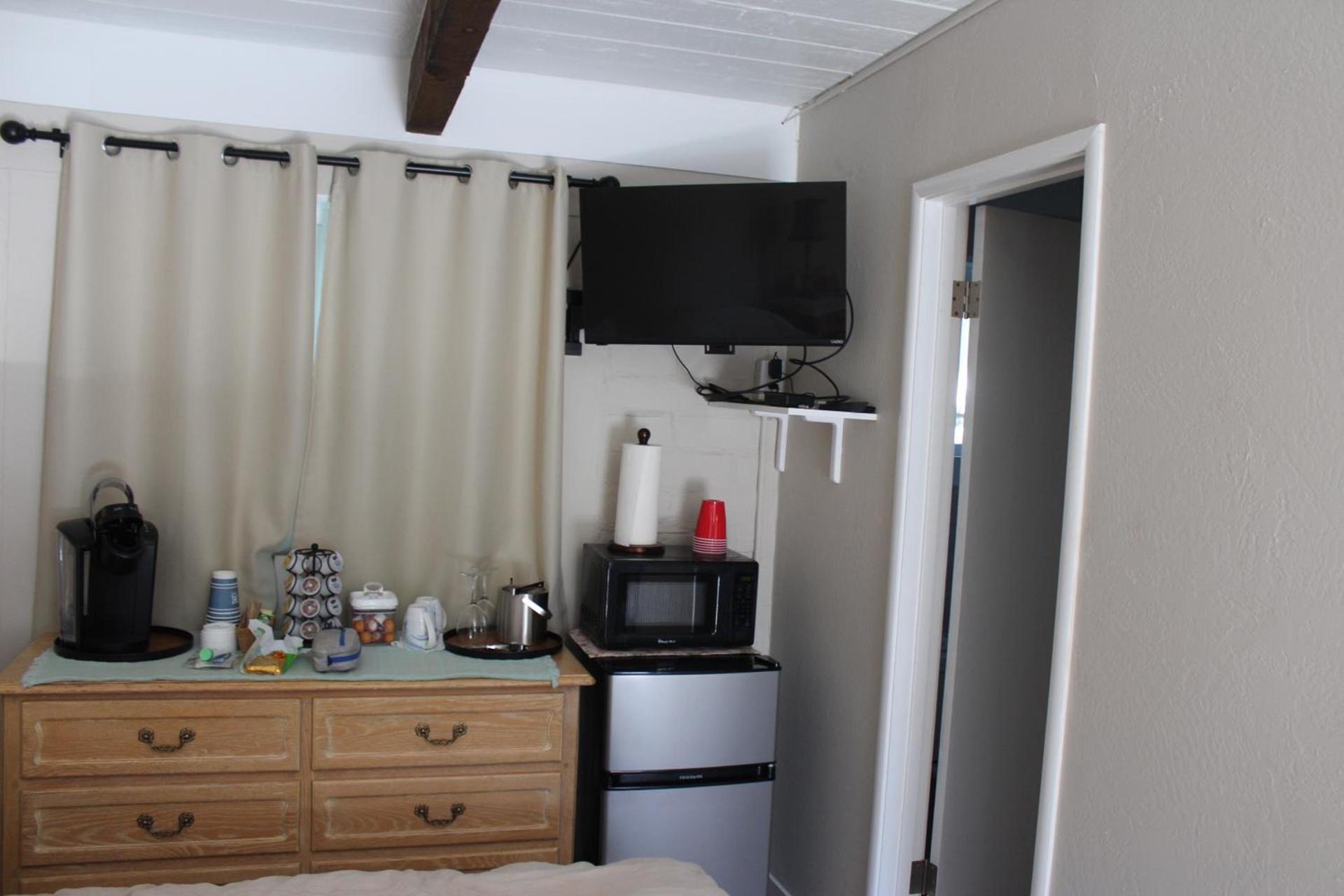 Little European Lodge photo 27