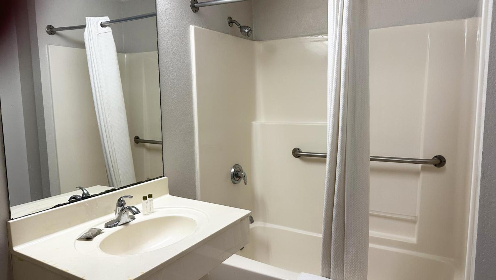 Baymont by Wyndham Philadelphia Choctaw MS photo 23