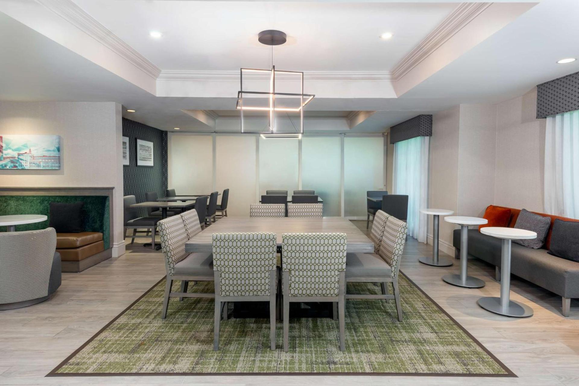 Hampton Inn Boston Bedford Burlington photo 9