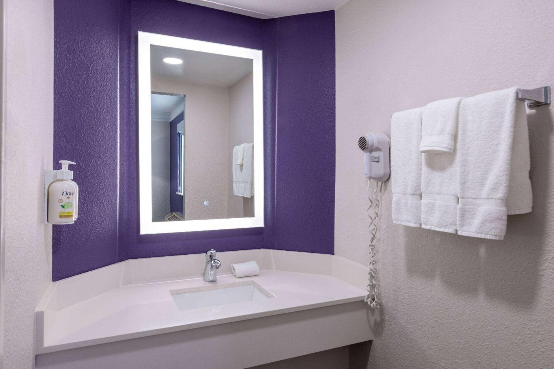 La Quinta Inn by Wyndham Kansas City Lenexa photo 21